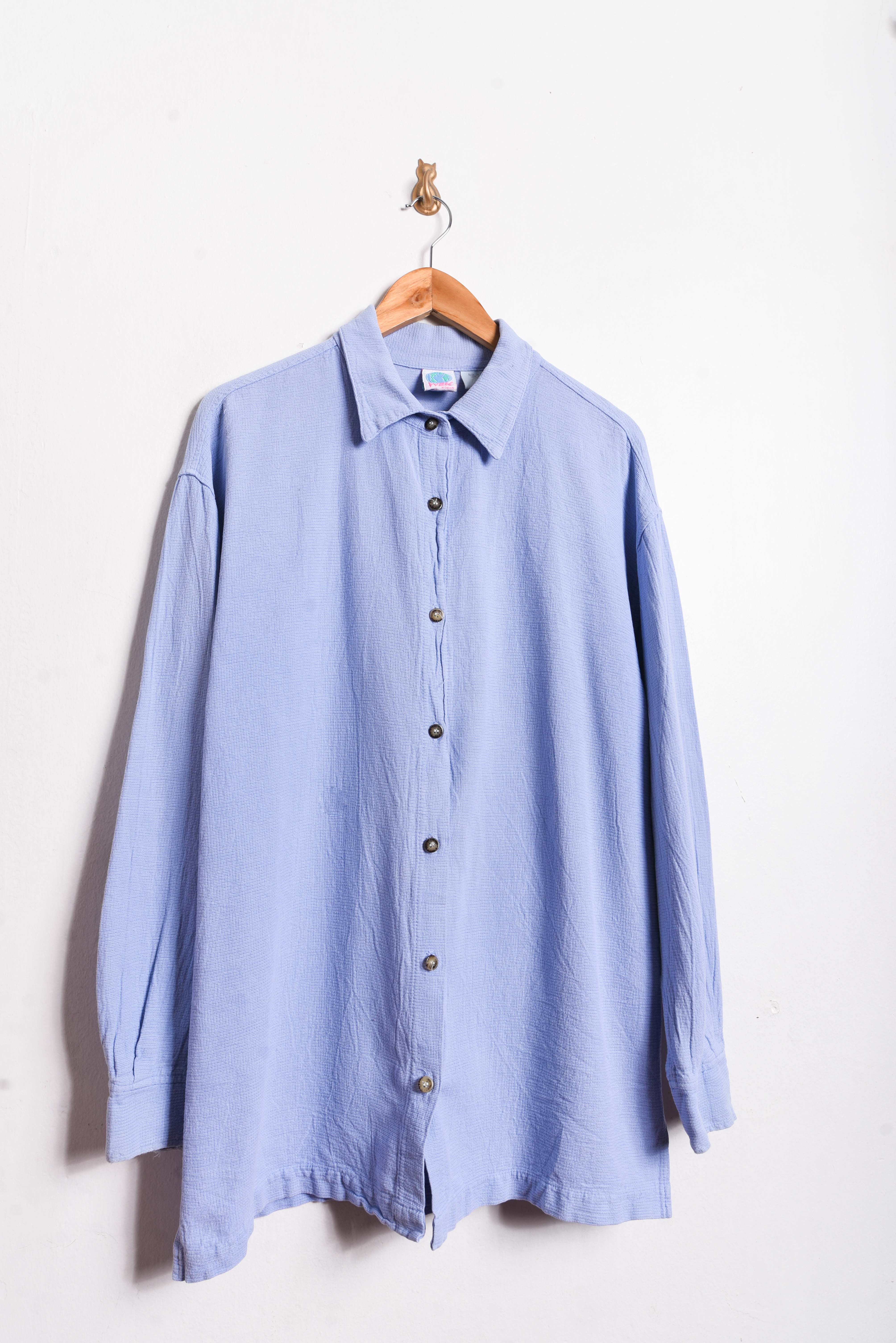 Camisa periwinkle botones 90s