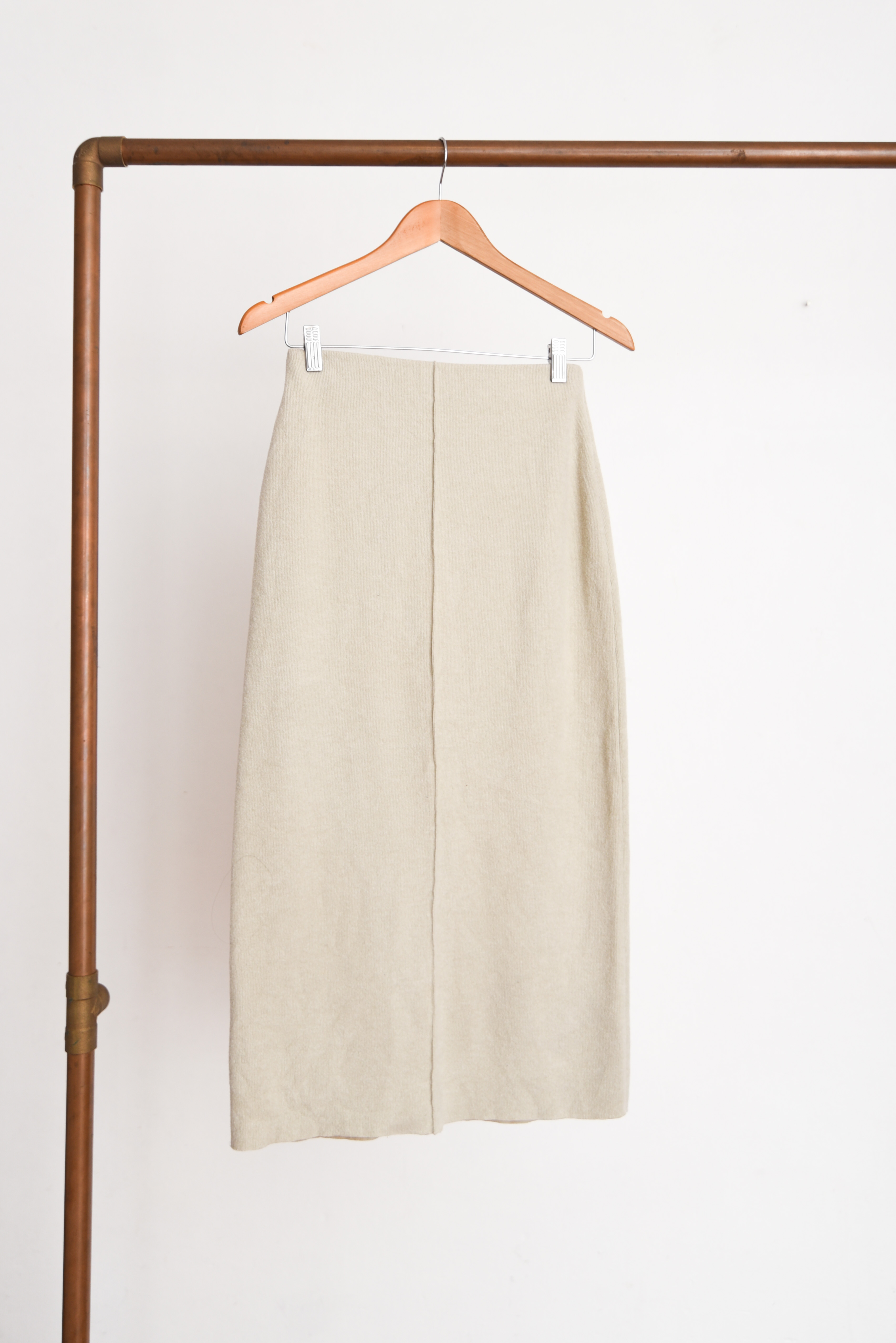 Maxi falda marfil acanalada