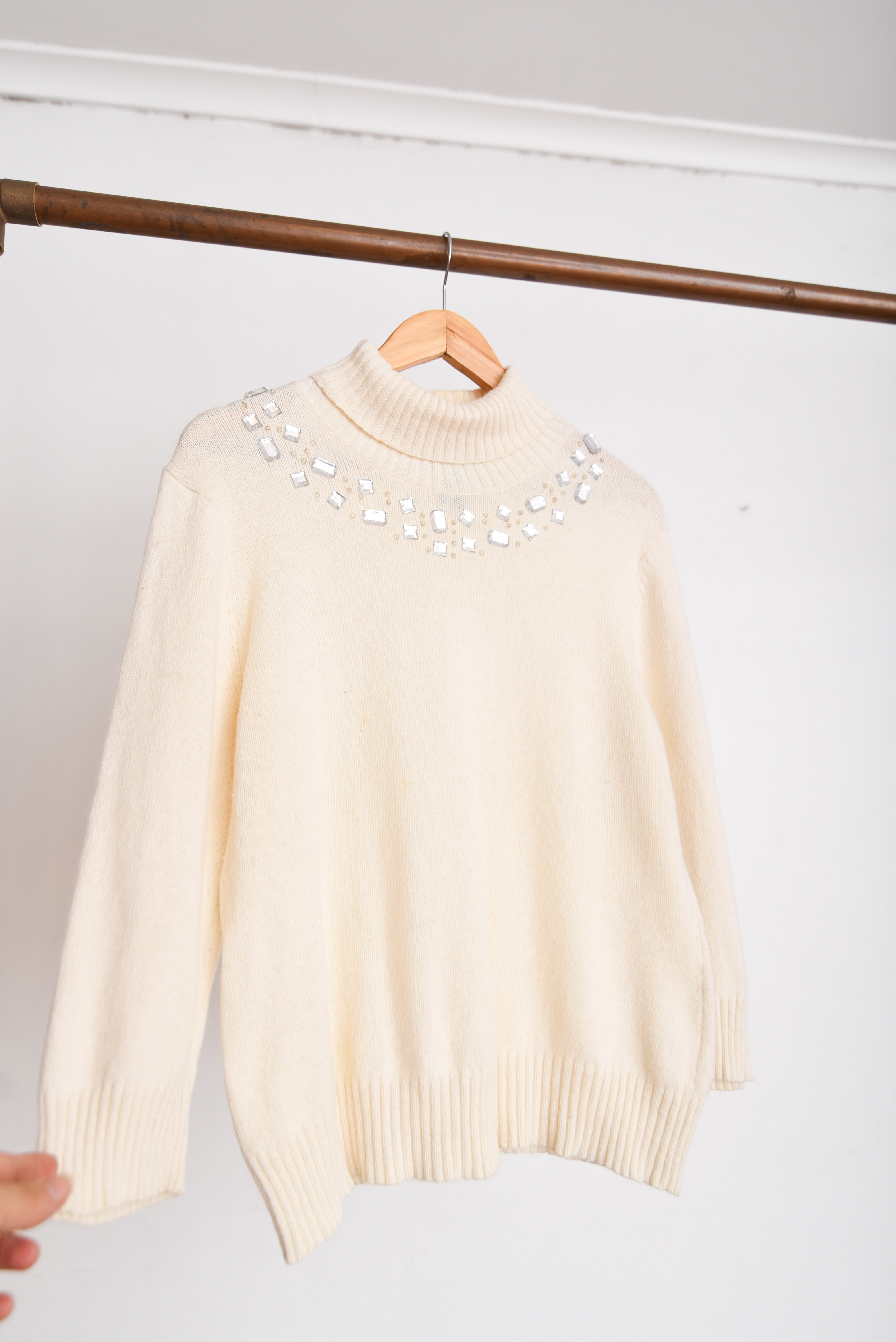 Chaleco marfil angora gemas
