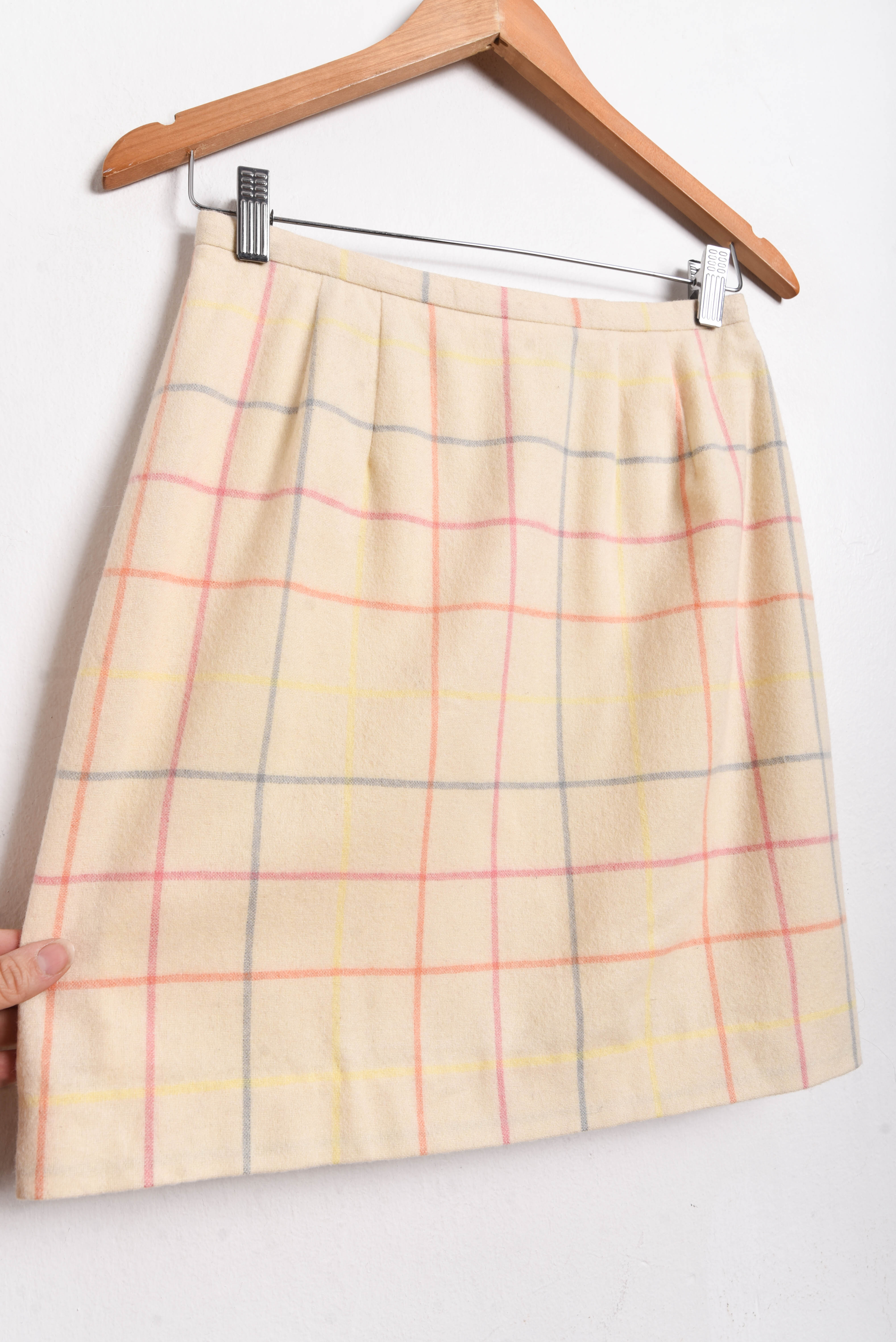 Falda marfil grilla lana vintage