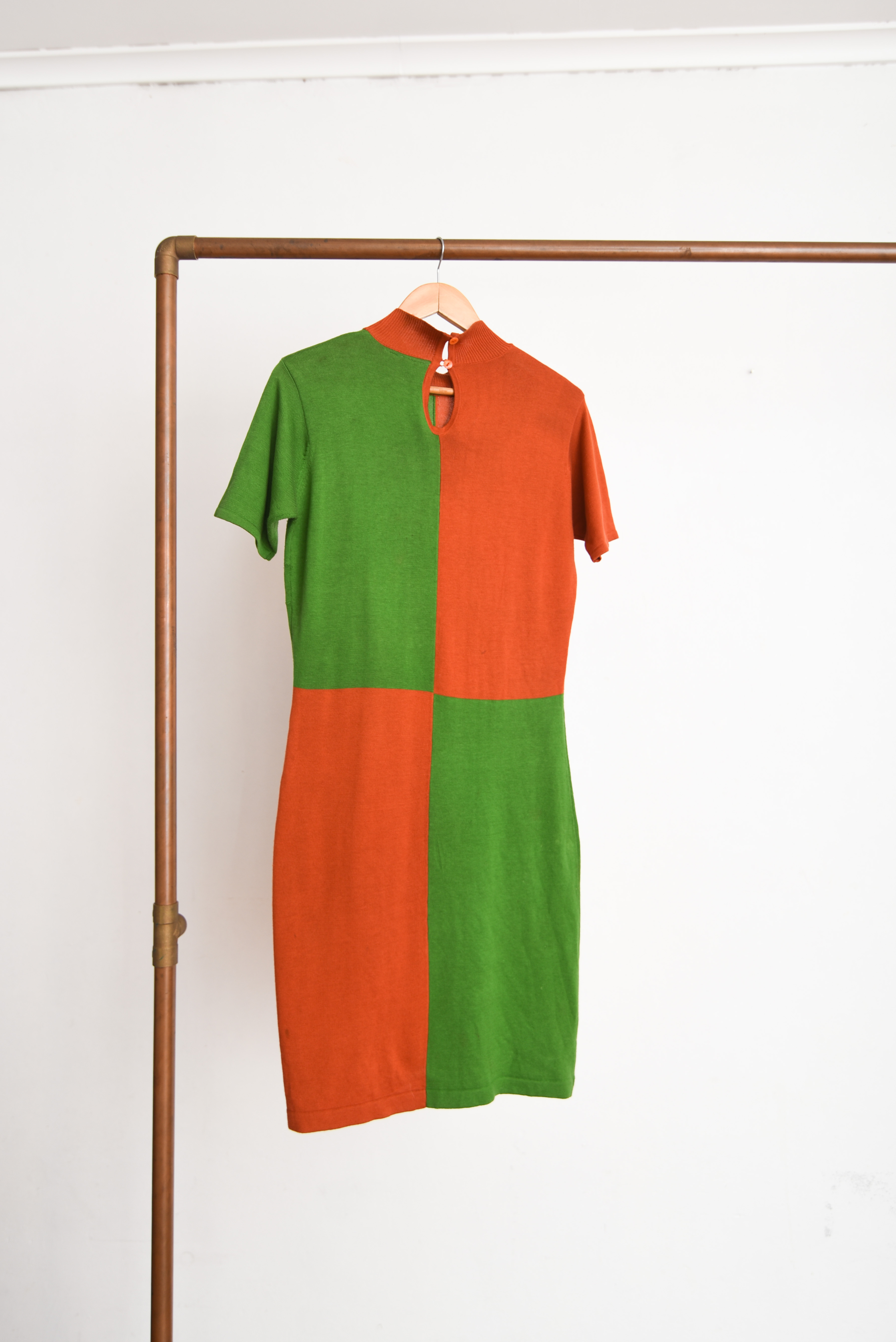 Vestido 90s bicolor geométrico
