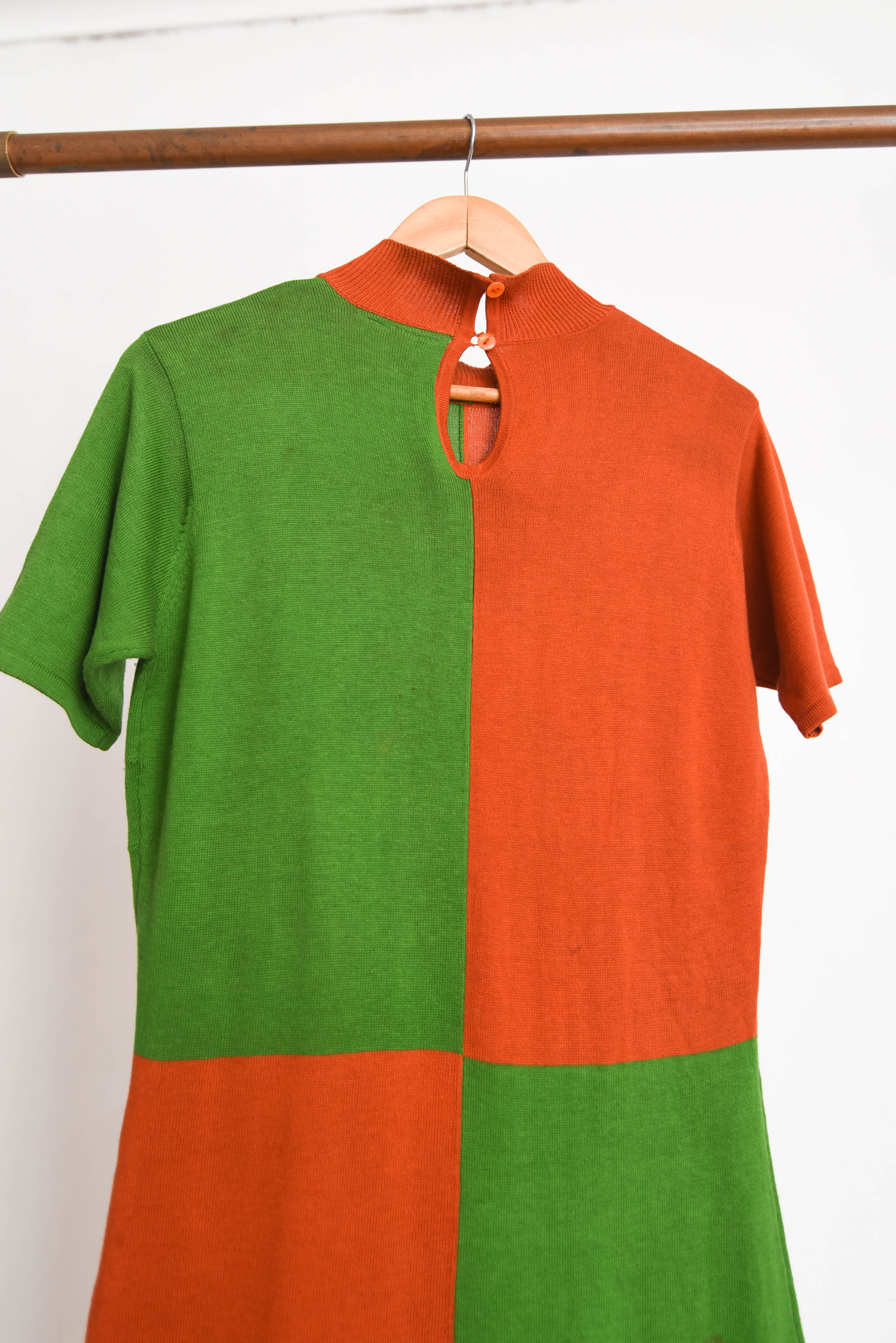 Vestido 90s bicolor geométrico