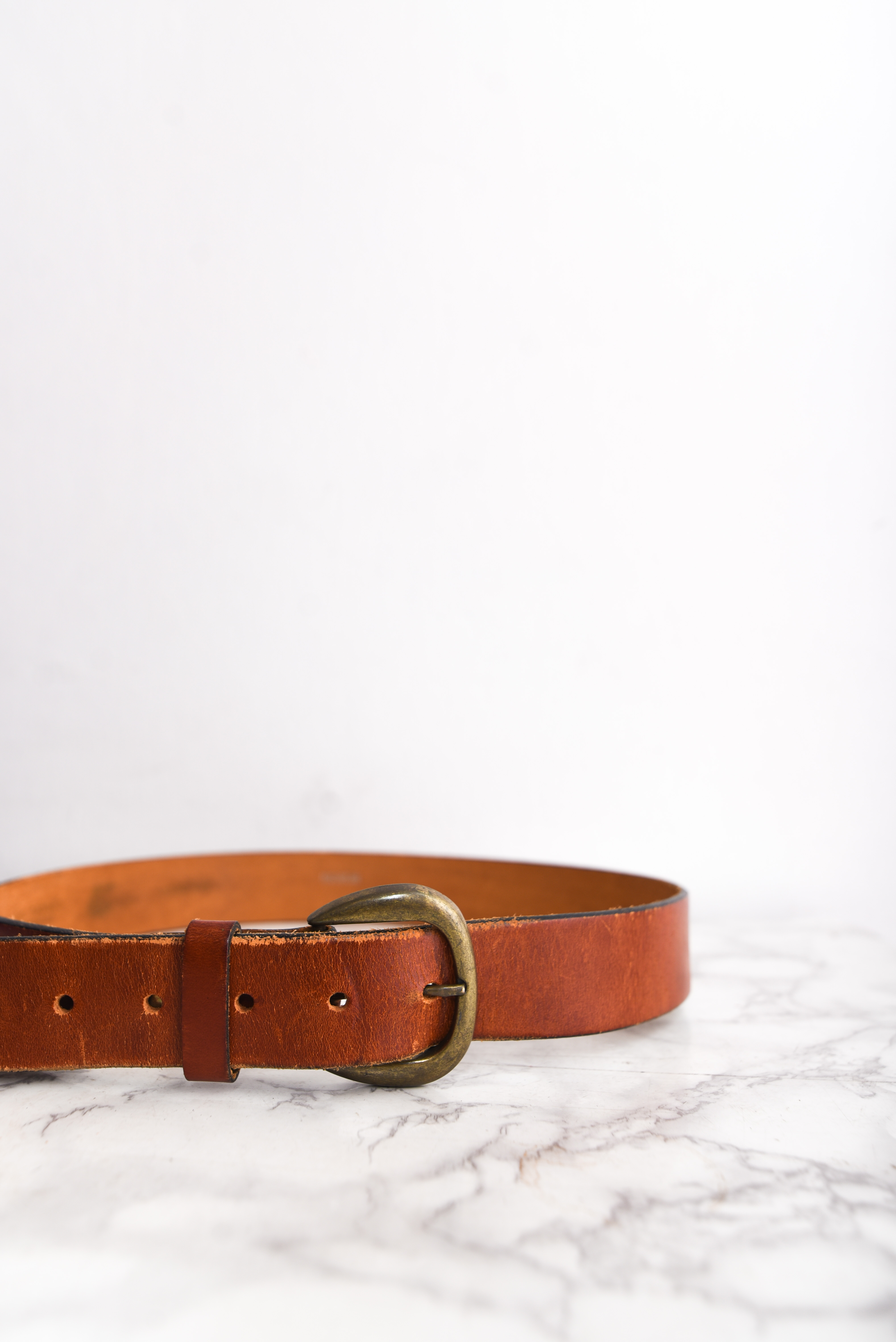 Cinturón cuero camel 70s