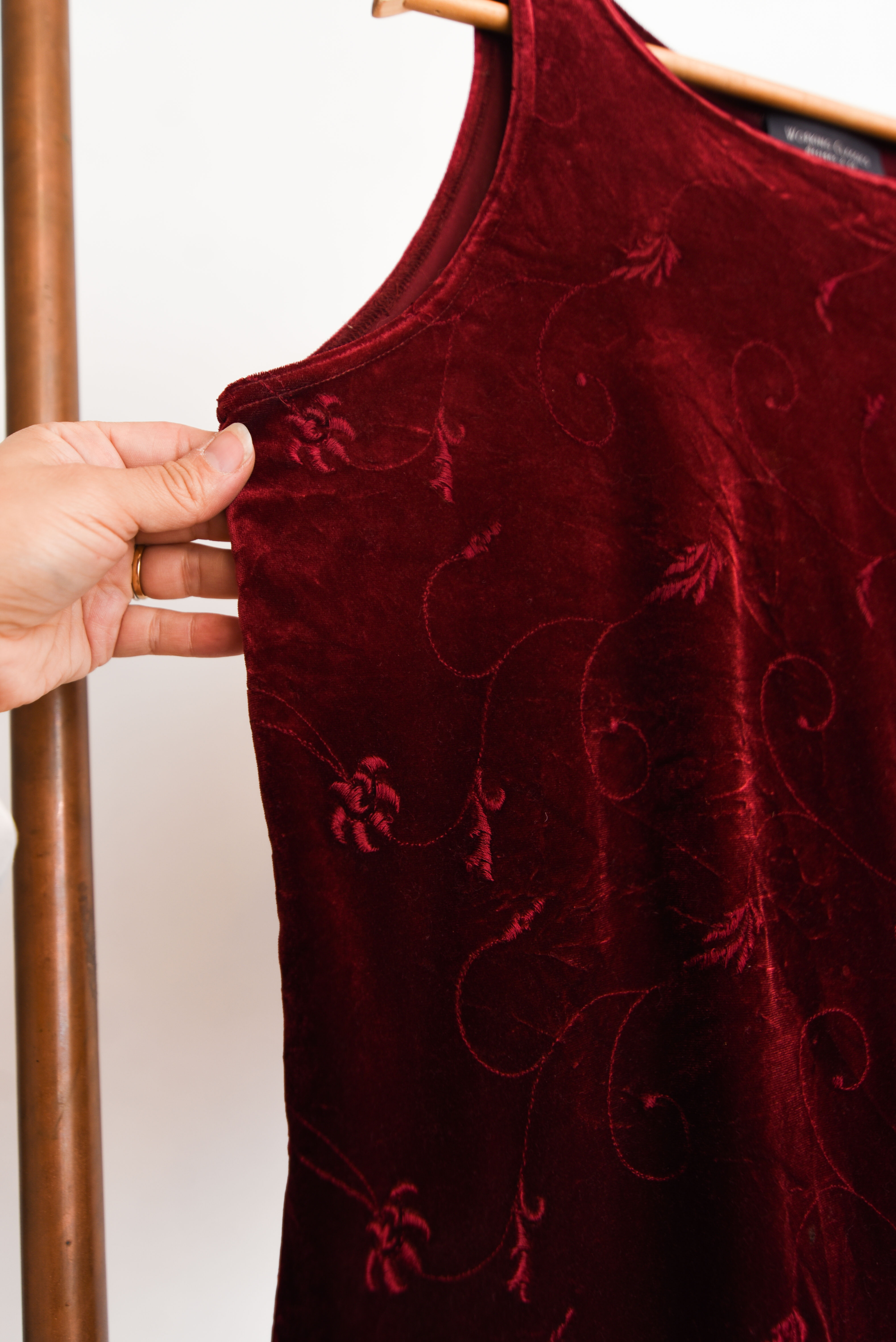 Top burdeo velvet floral 