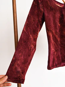 Top rojo velvet marmol