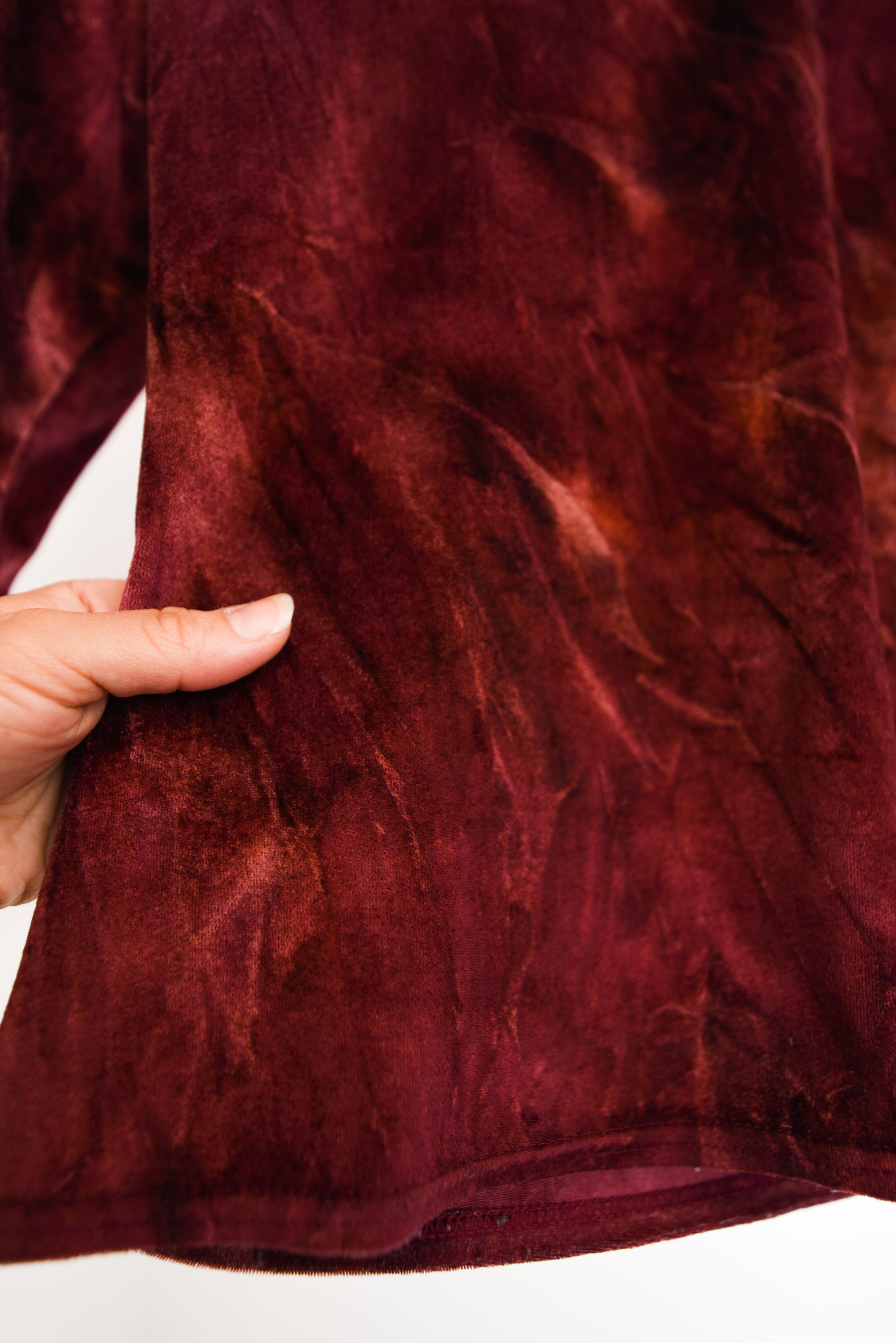 Top rojo velvet marmol