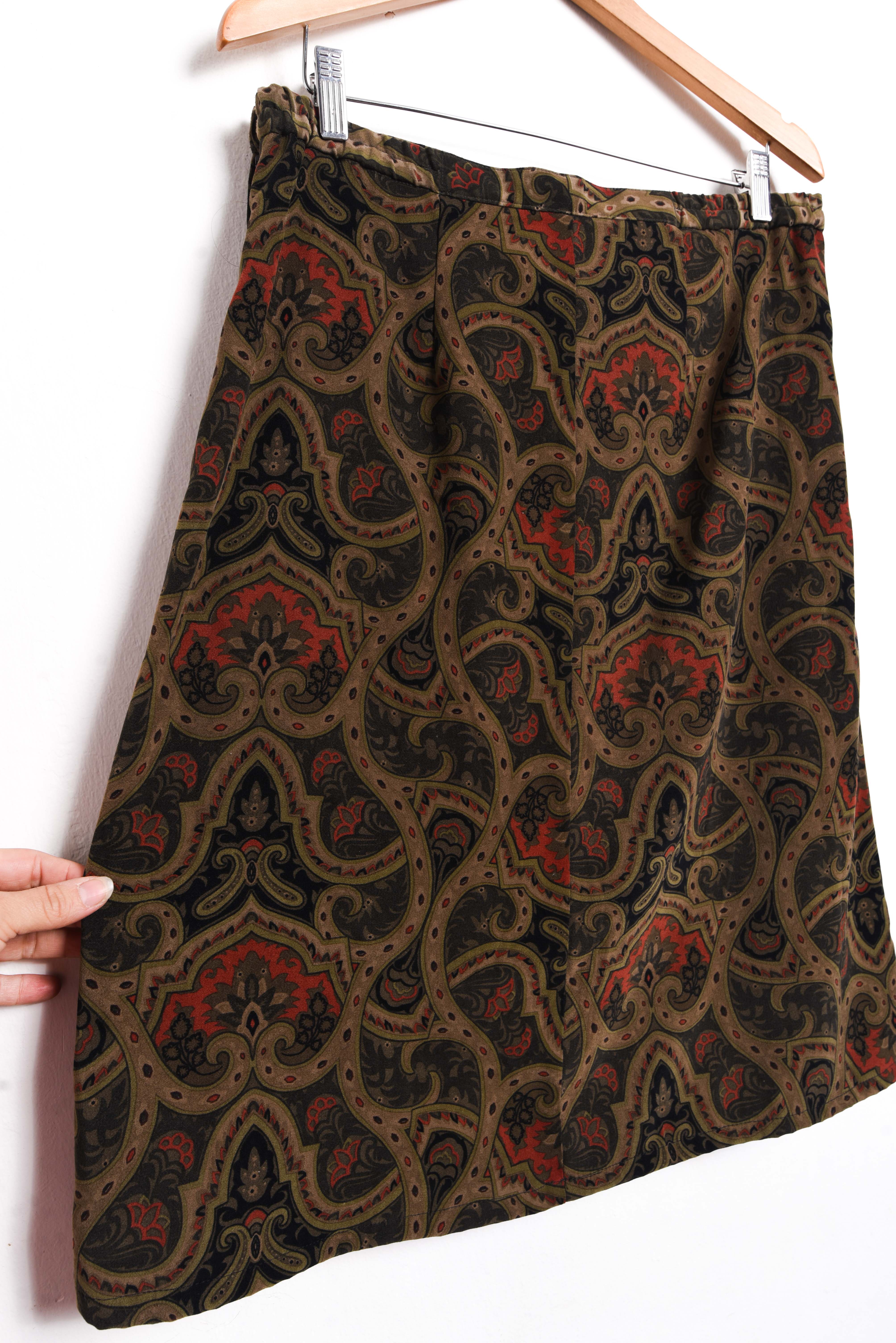 Falda verde baroque otoño