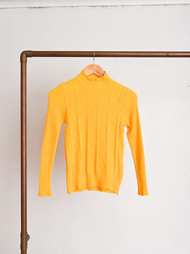 Turtleneck amarillo rombos