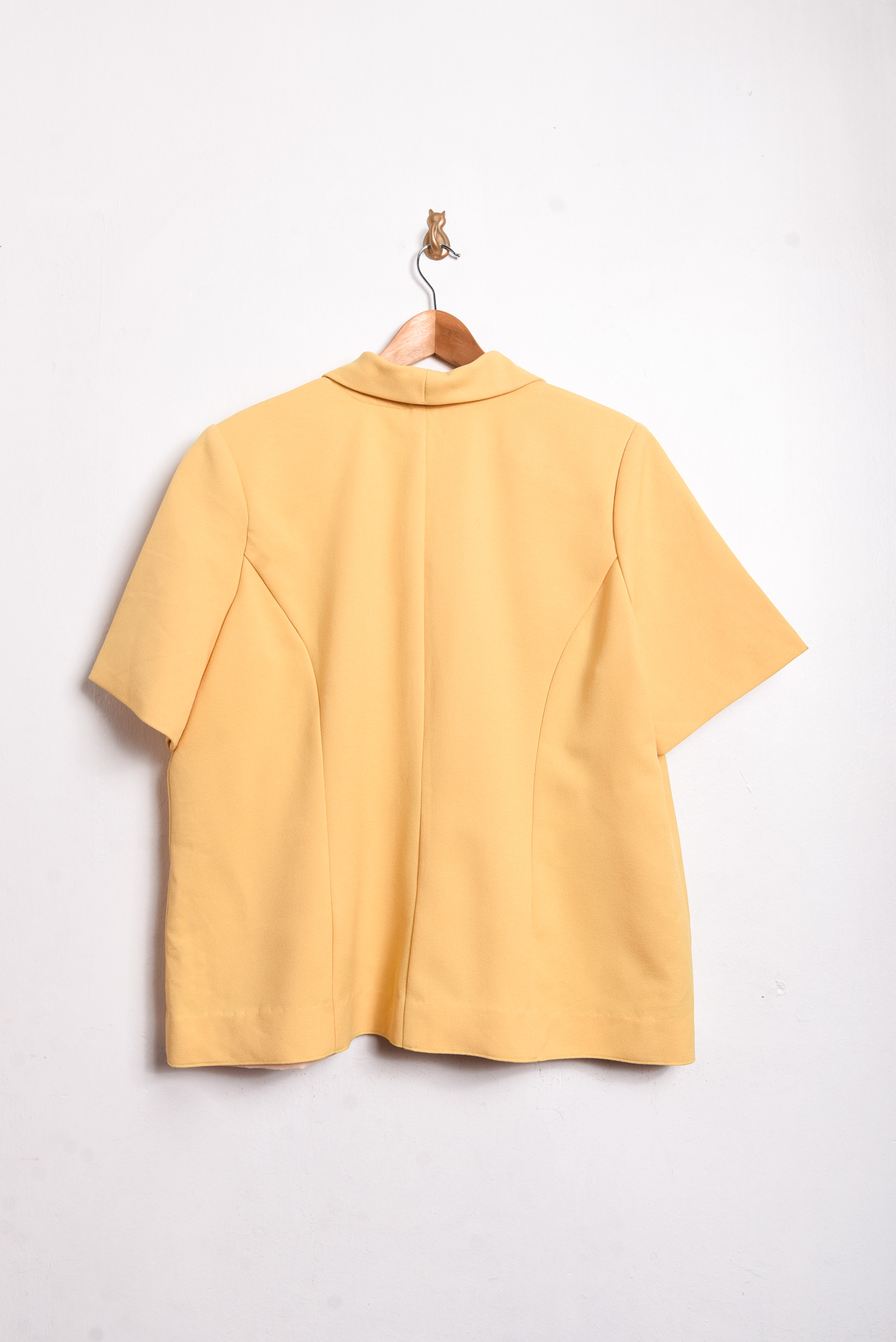 Chaqueta amarillo pastel 90s