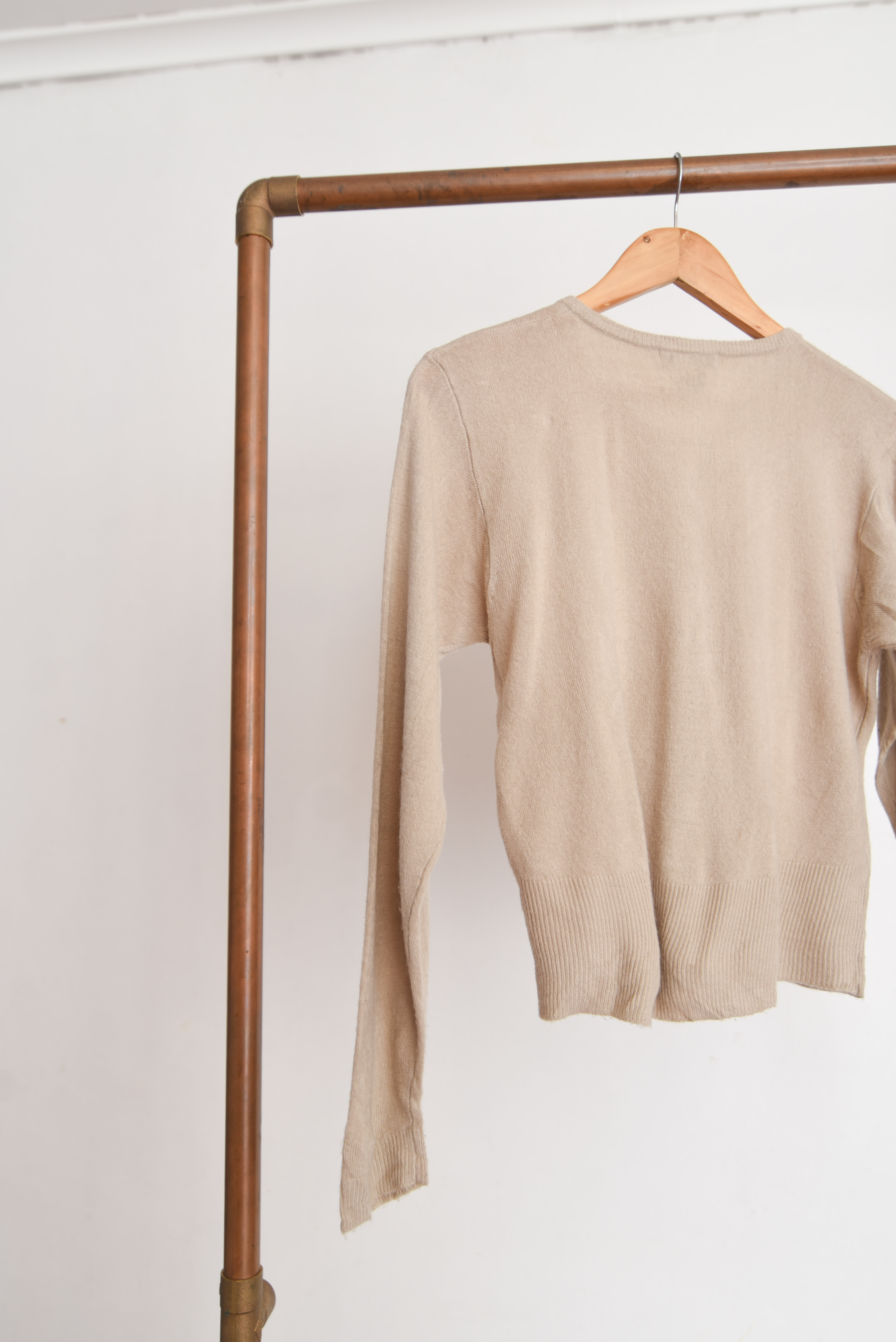 Cardigan nude 90s