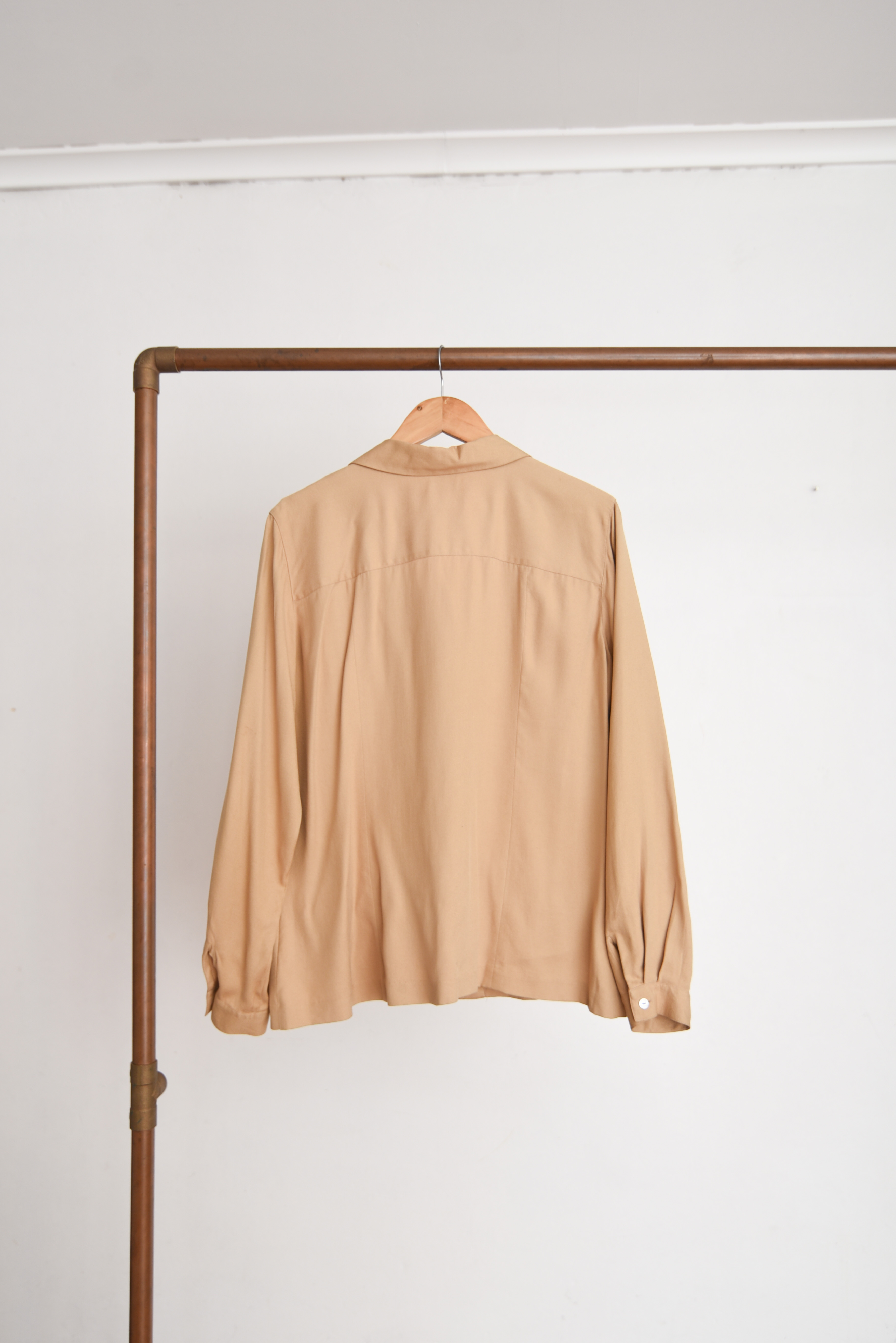 Blusa silk 90s café