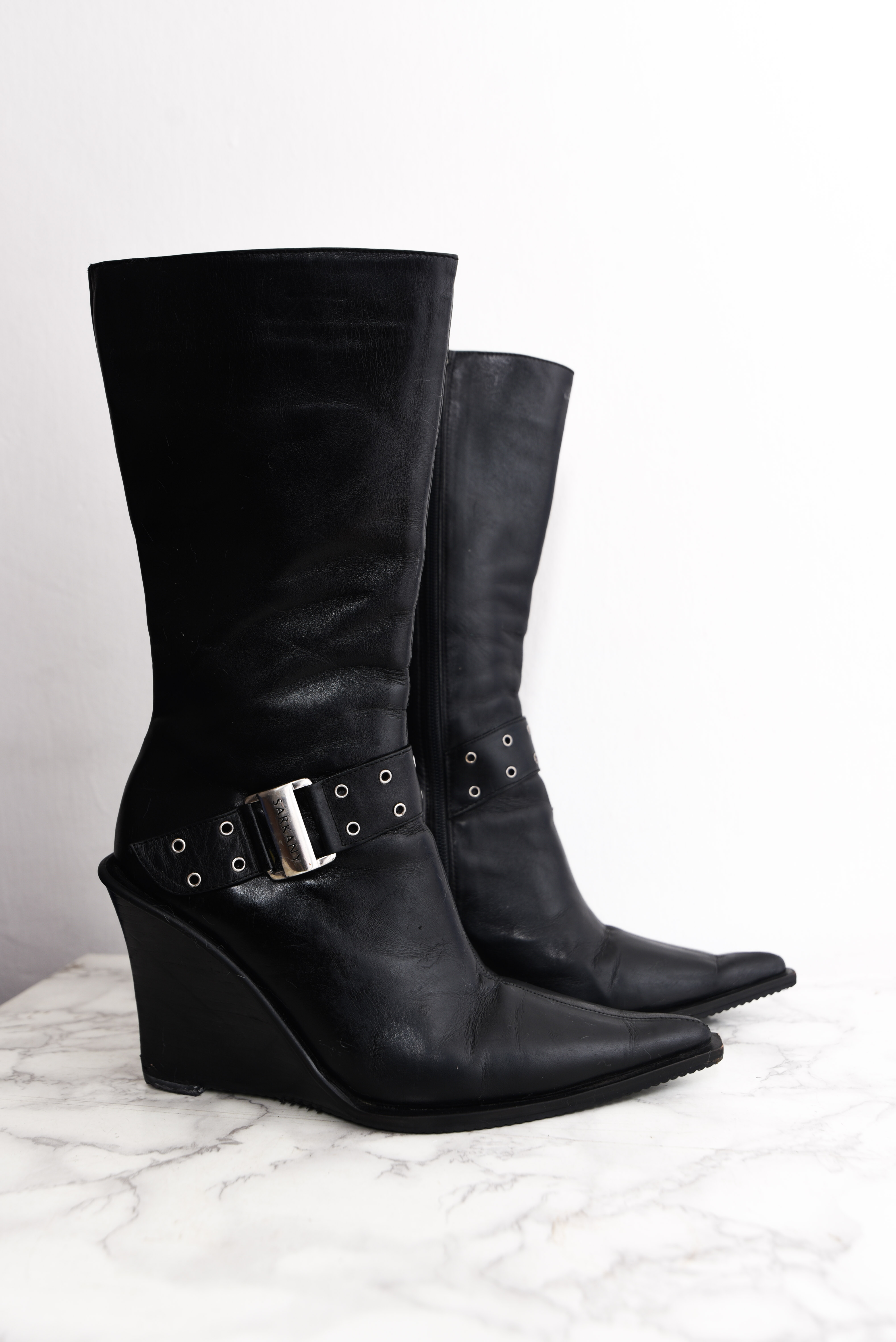 Botas black leather Sarkany