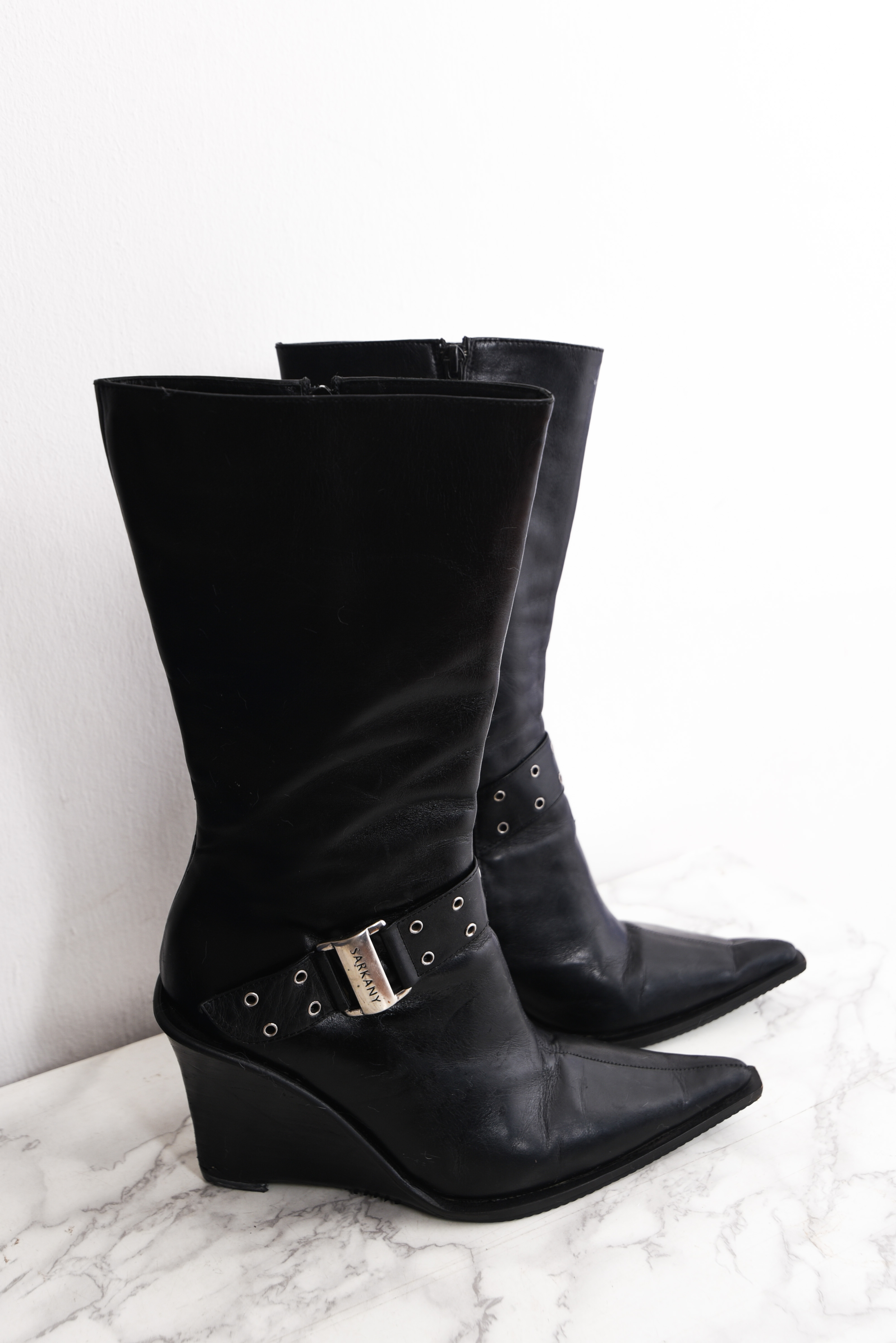 Botas black leather Sarkany
