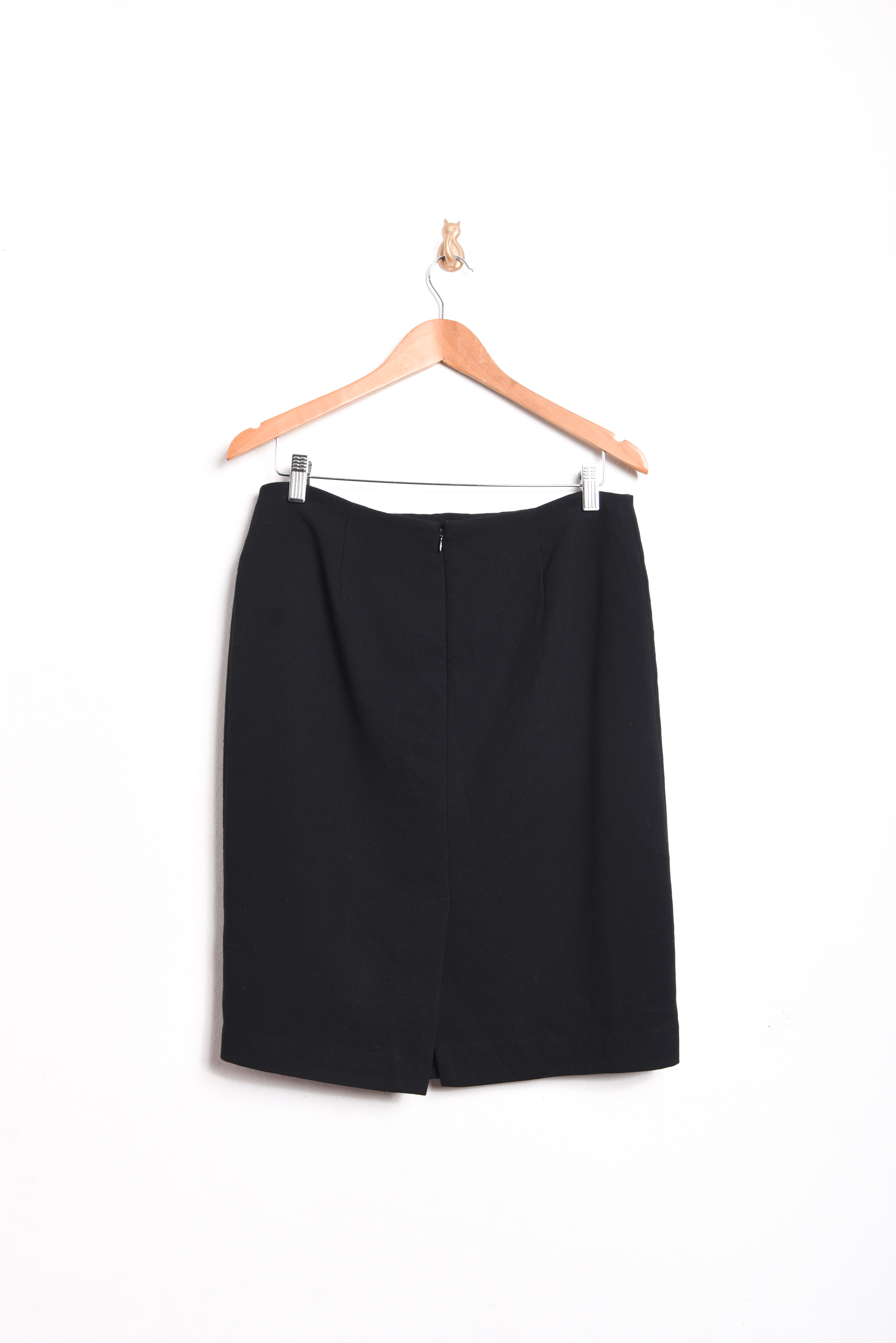 Falda negra formal tubo