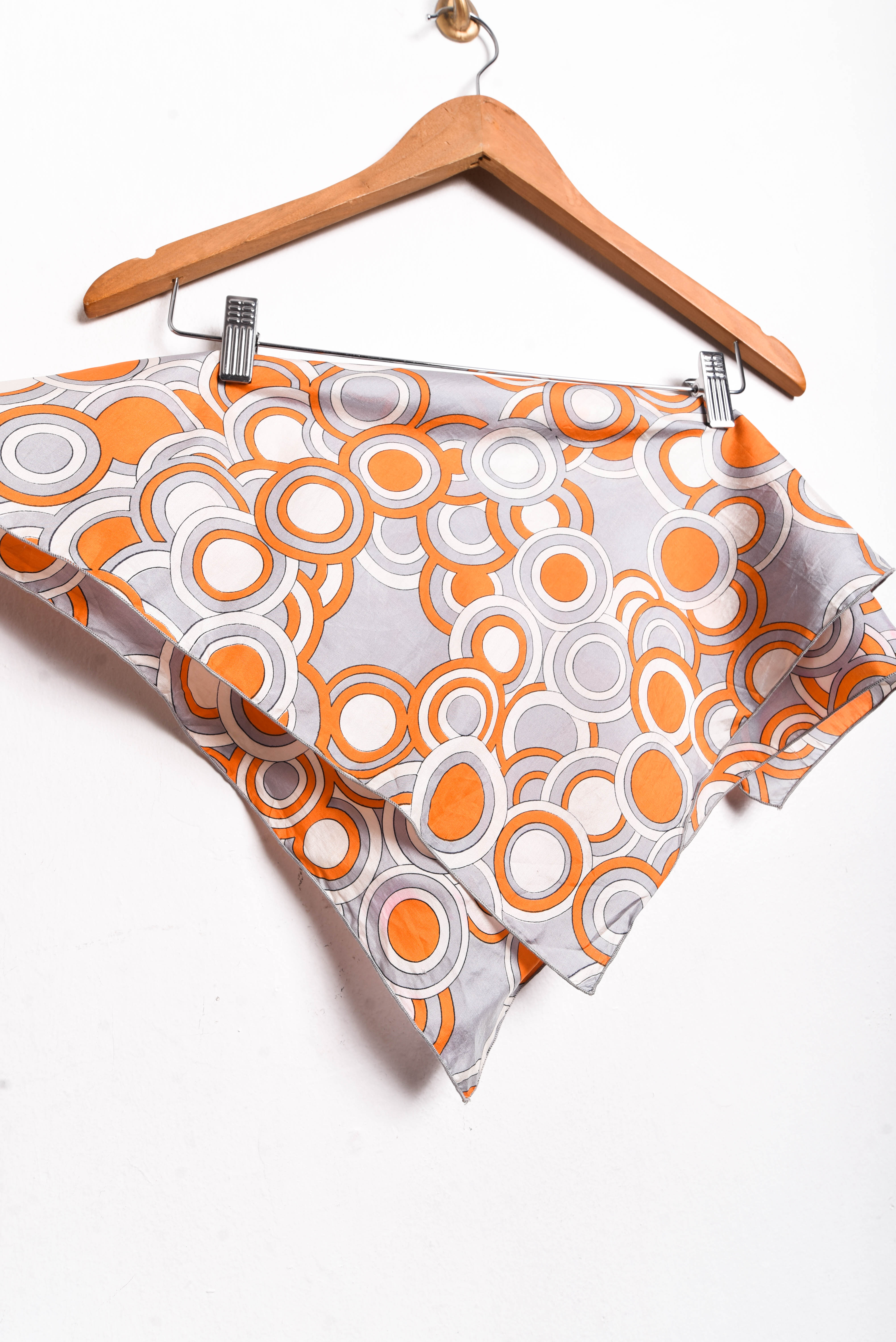 Pañuelo vintage silk gris naranjo