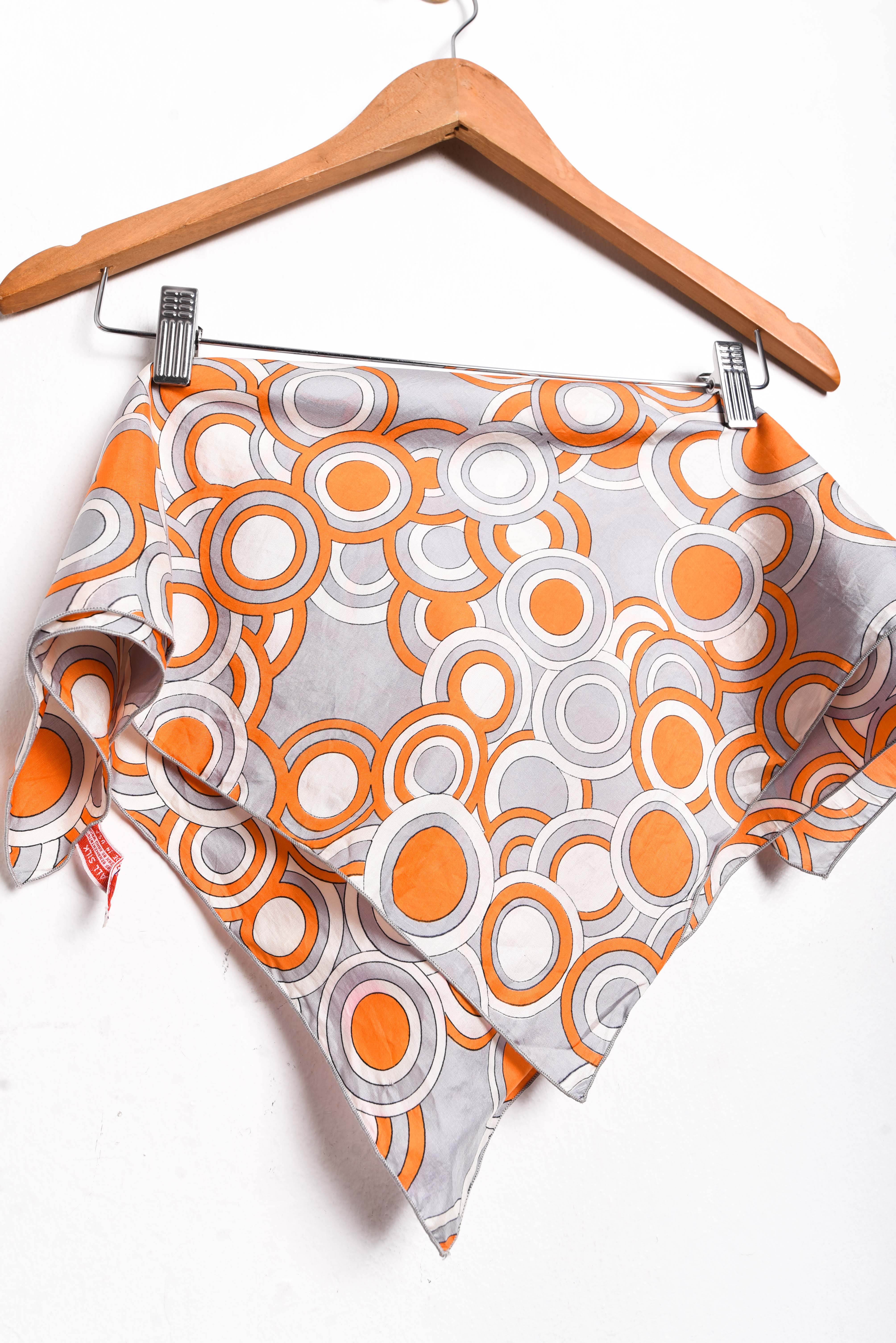 Pañuelo vintage silk gris naranjo