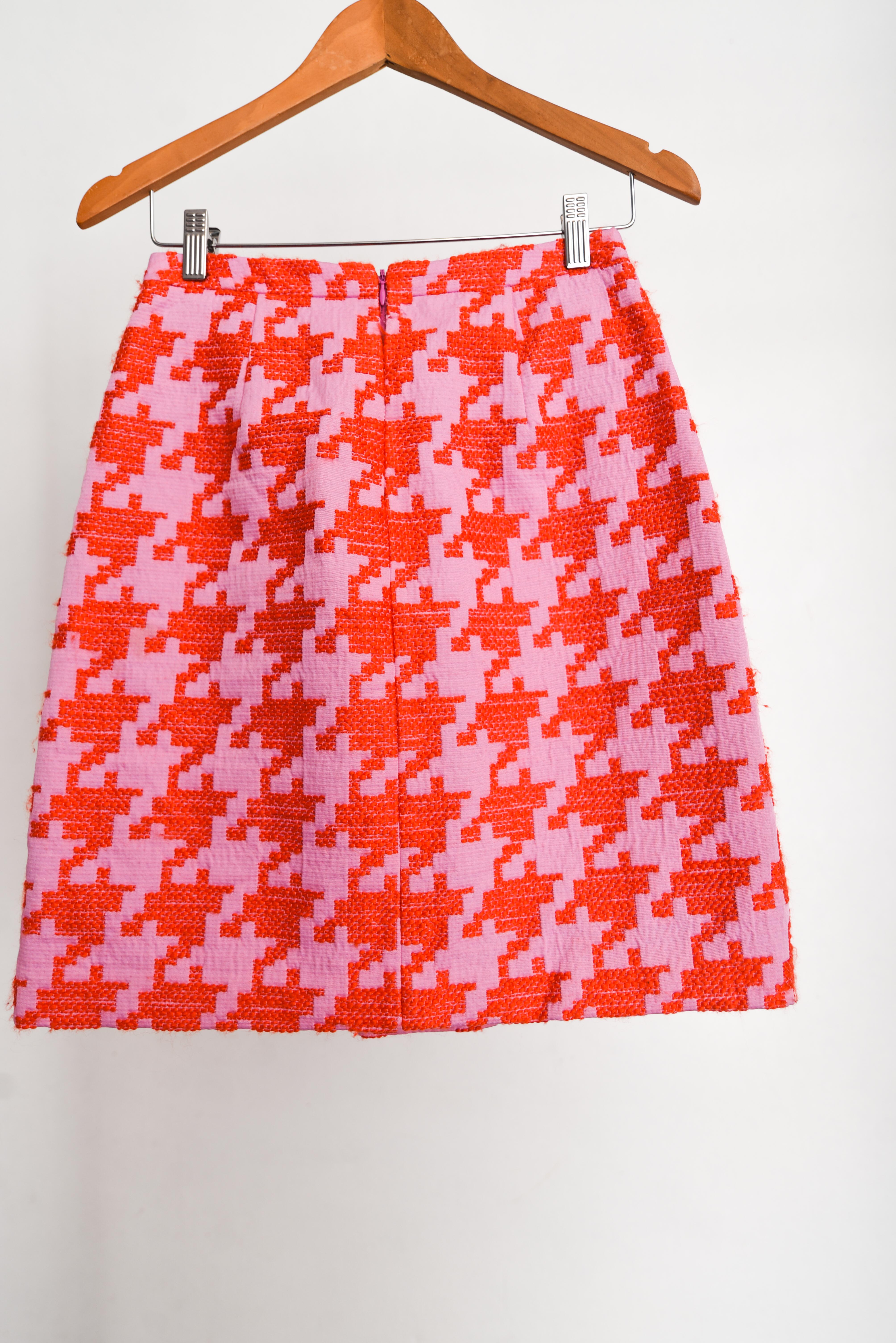 Falda rosada pata de gallo