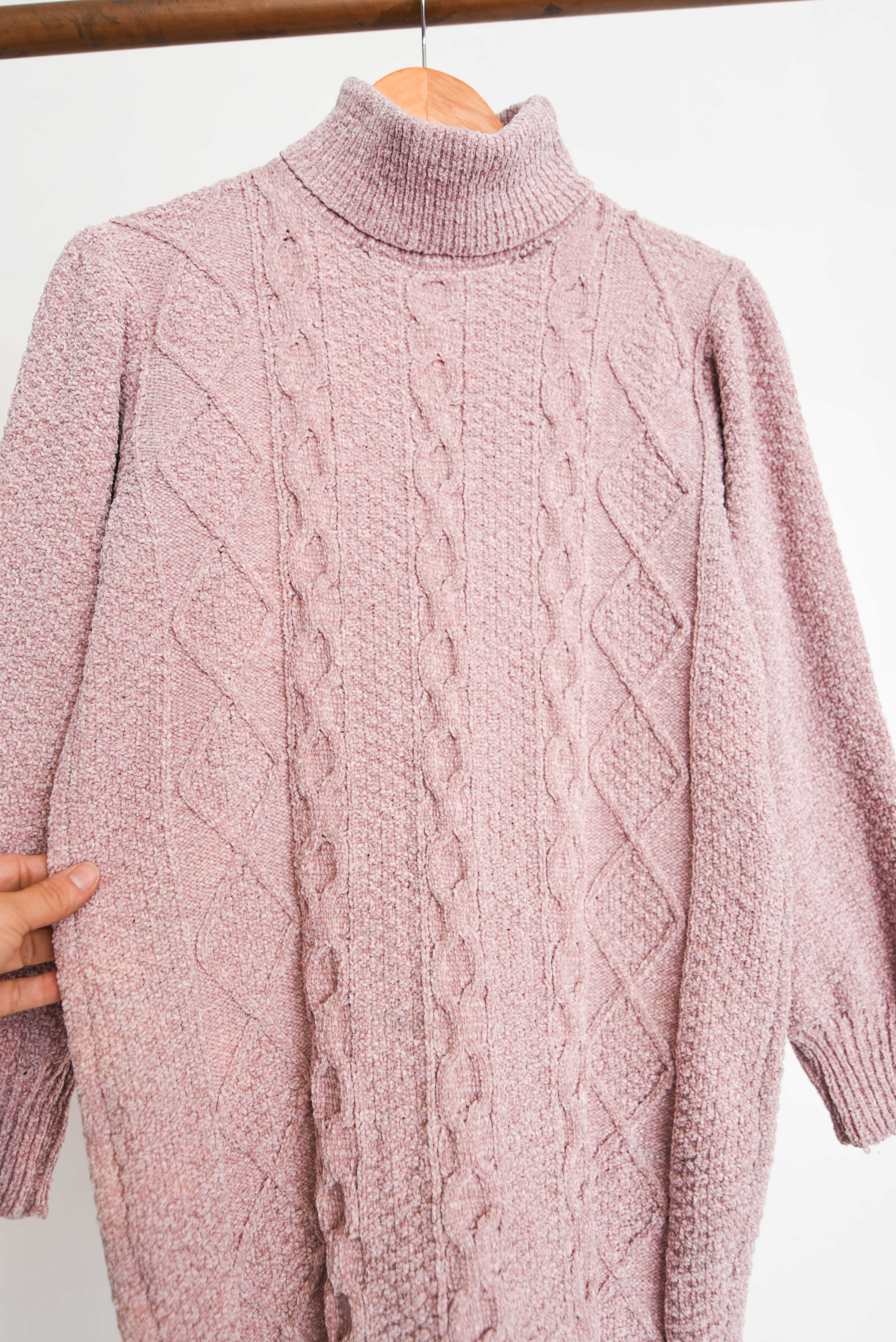 Chaleco chenille cuello alto pastel