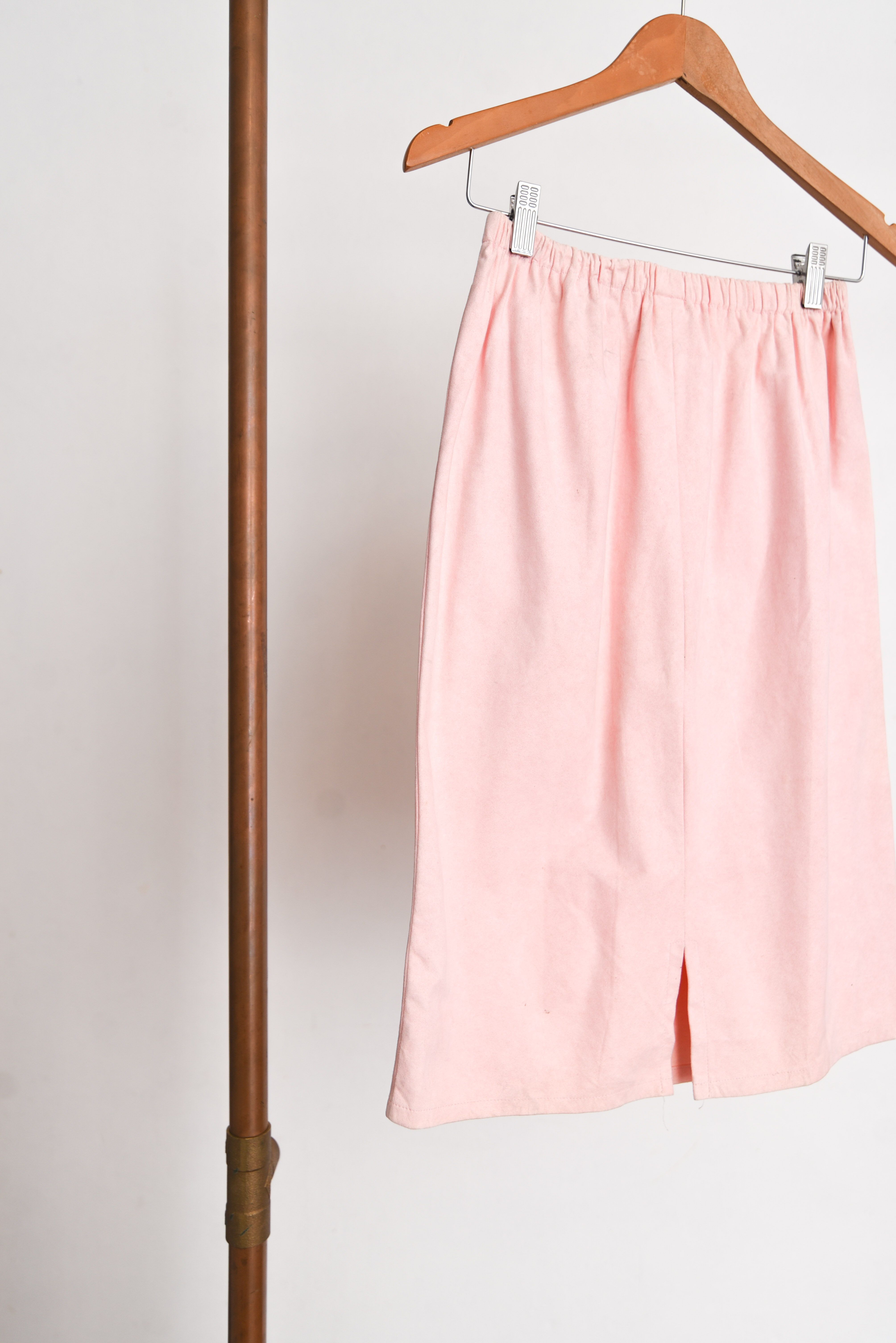 Falda fake suede rosa pastel