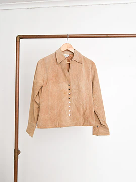 Chaqueta gamuza café broches