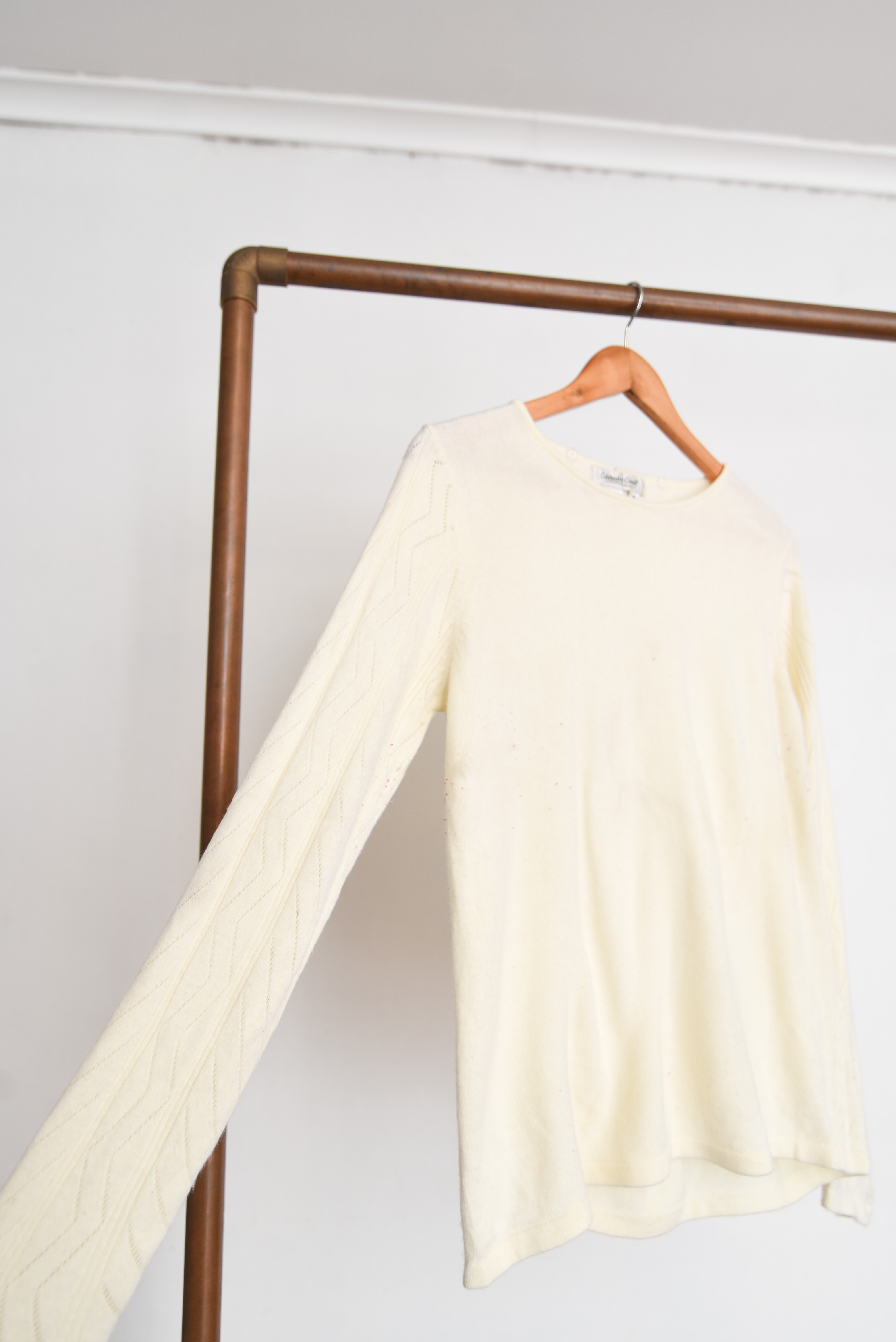 Chaleco marfil basic calado