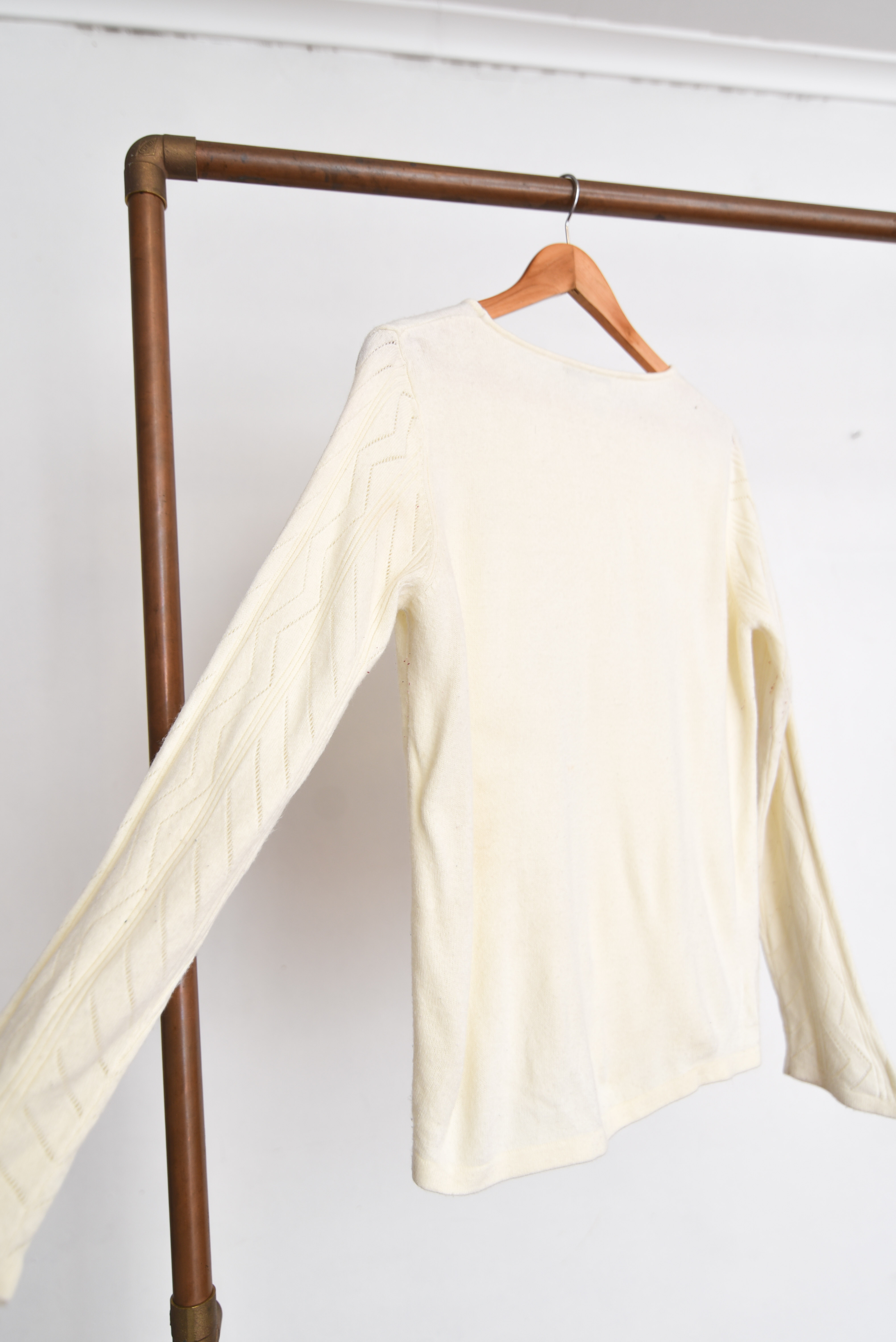 Chaleco marfil basic calado