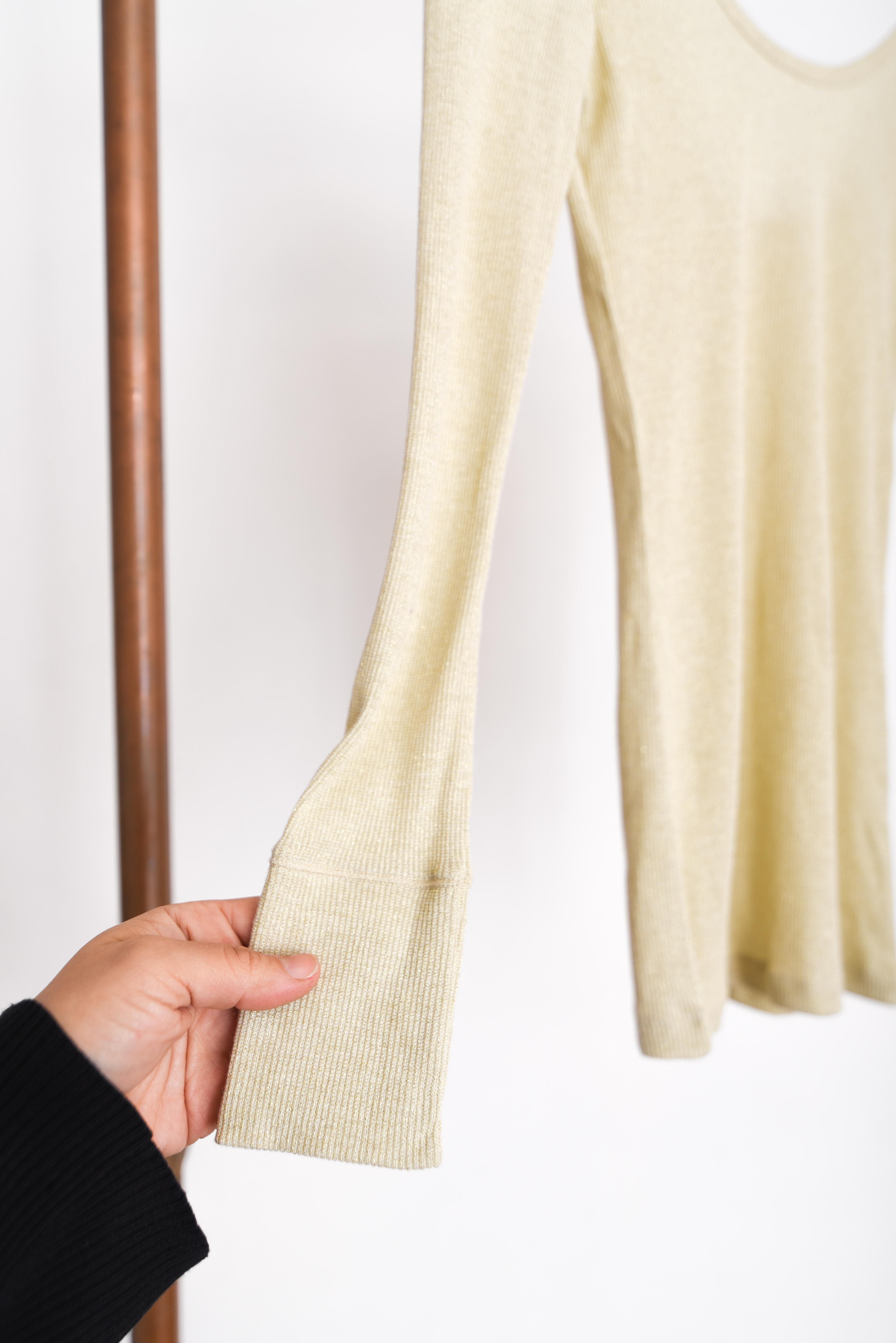 Camiseta nude gold shiny