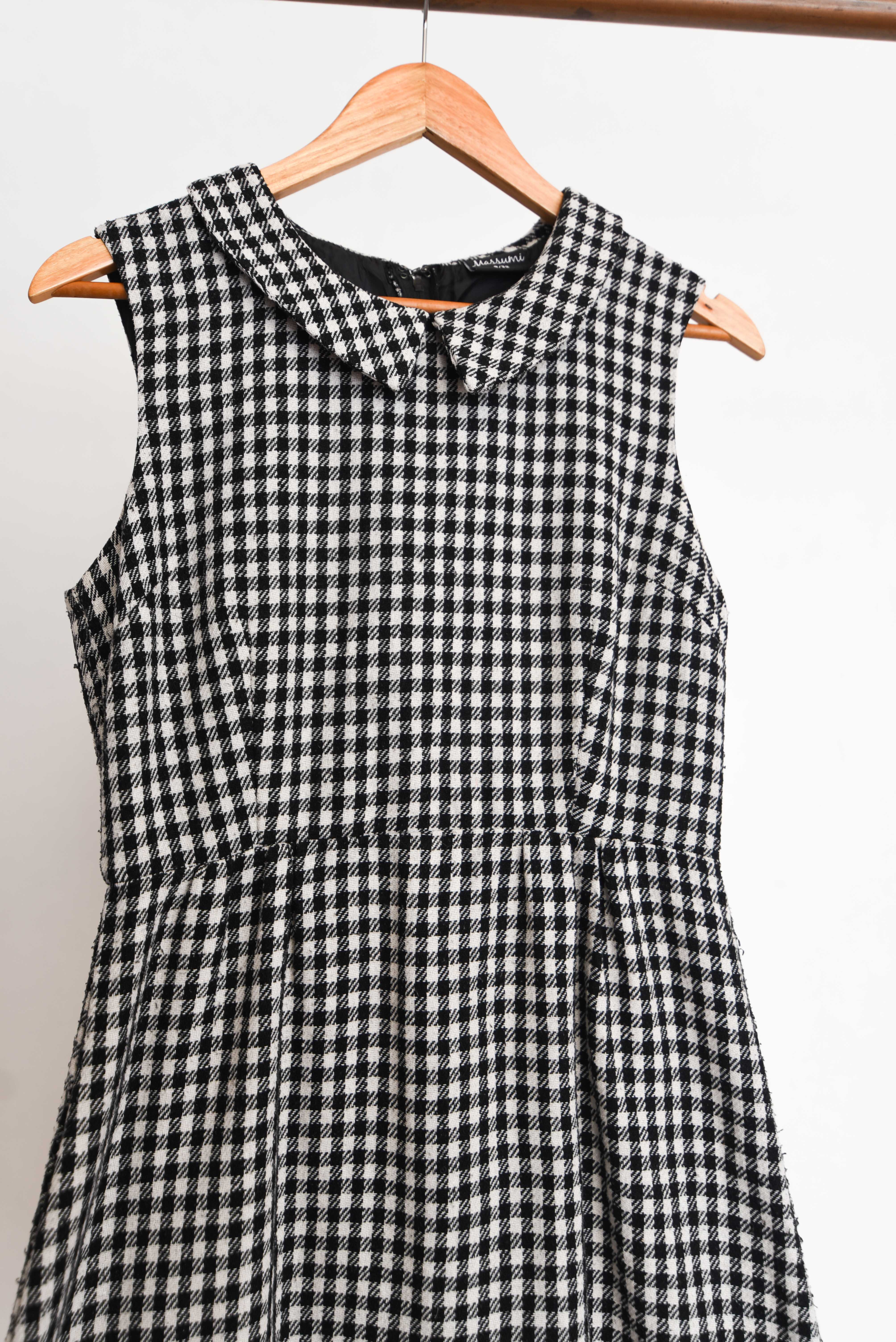 Vestido pata de gallo cuellito