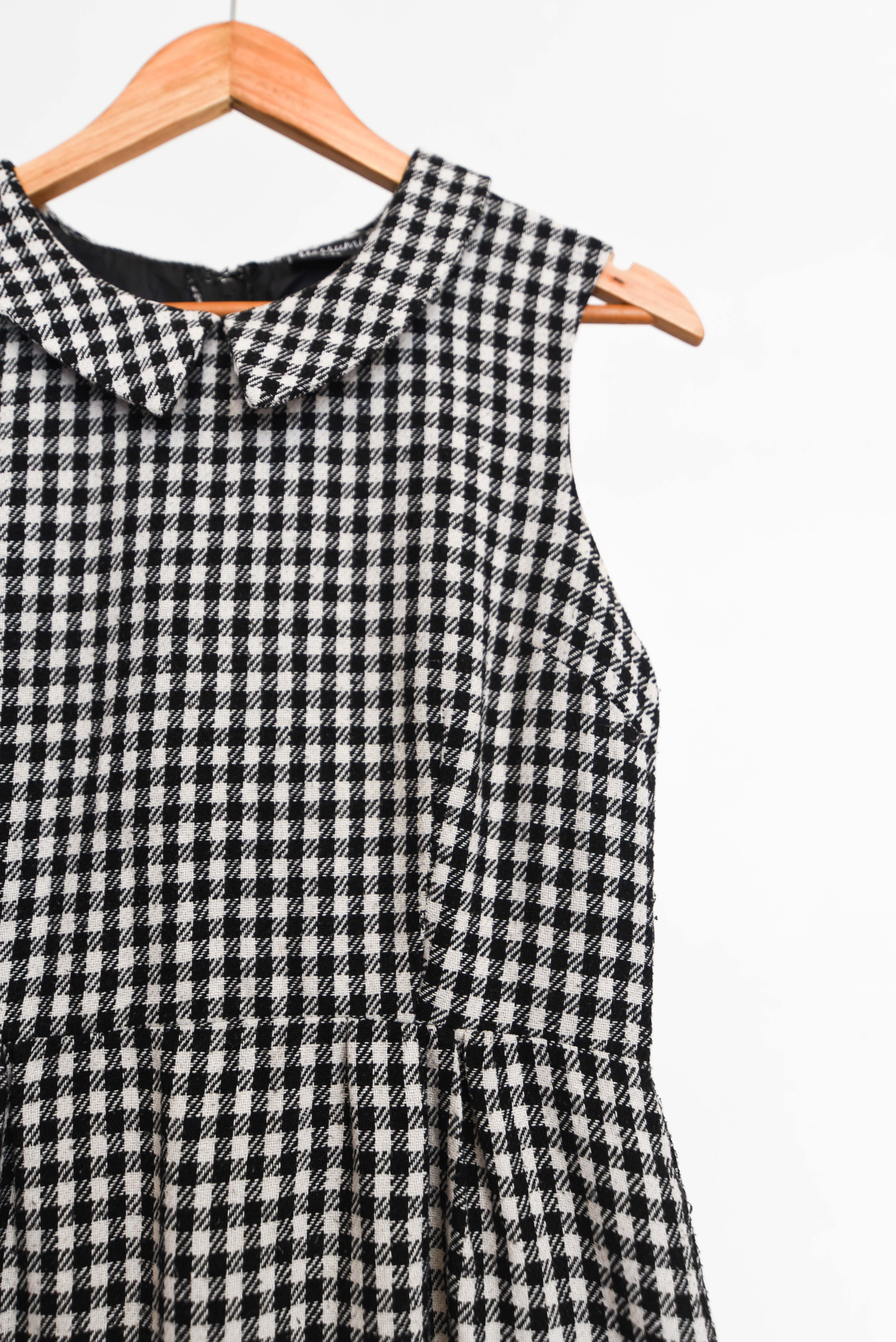 Vestido pata de gallo cuellito