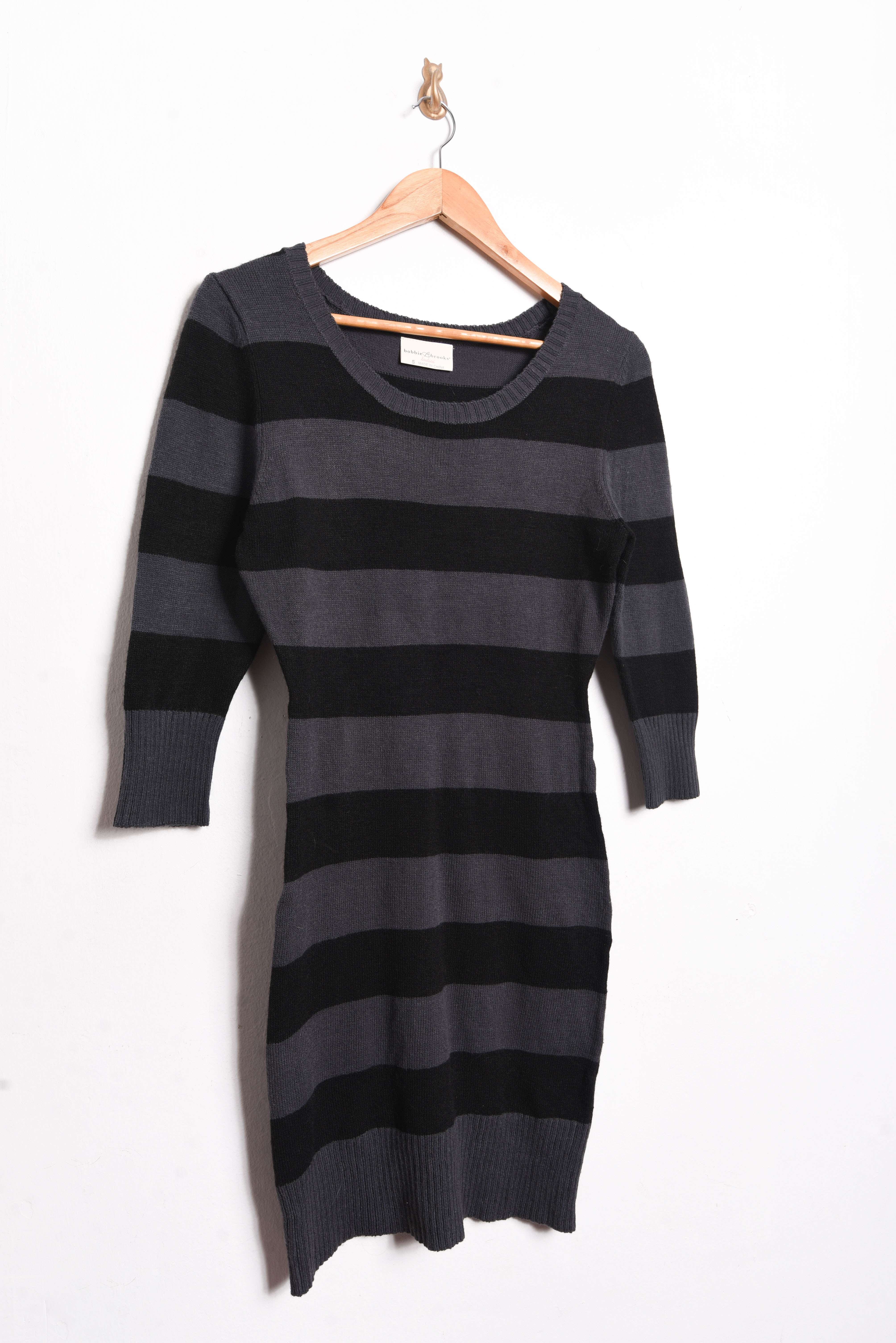 Vestido grafito tejido franjas