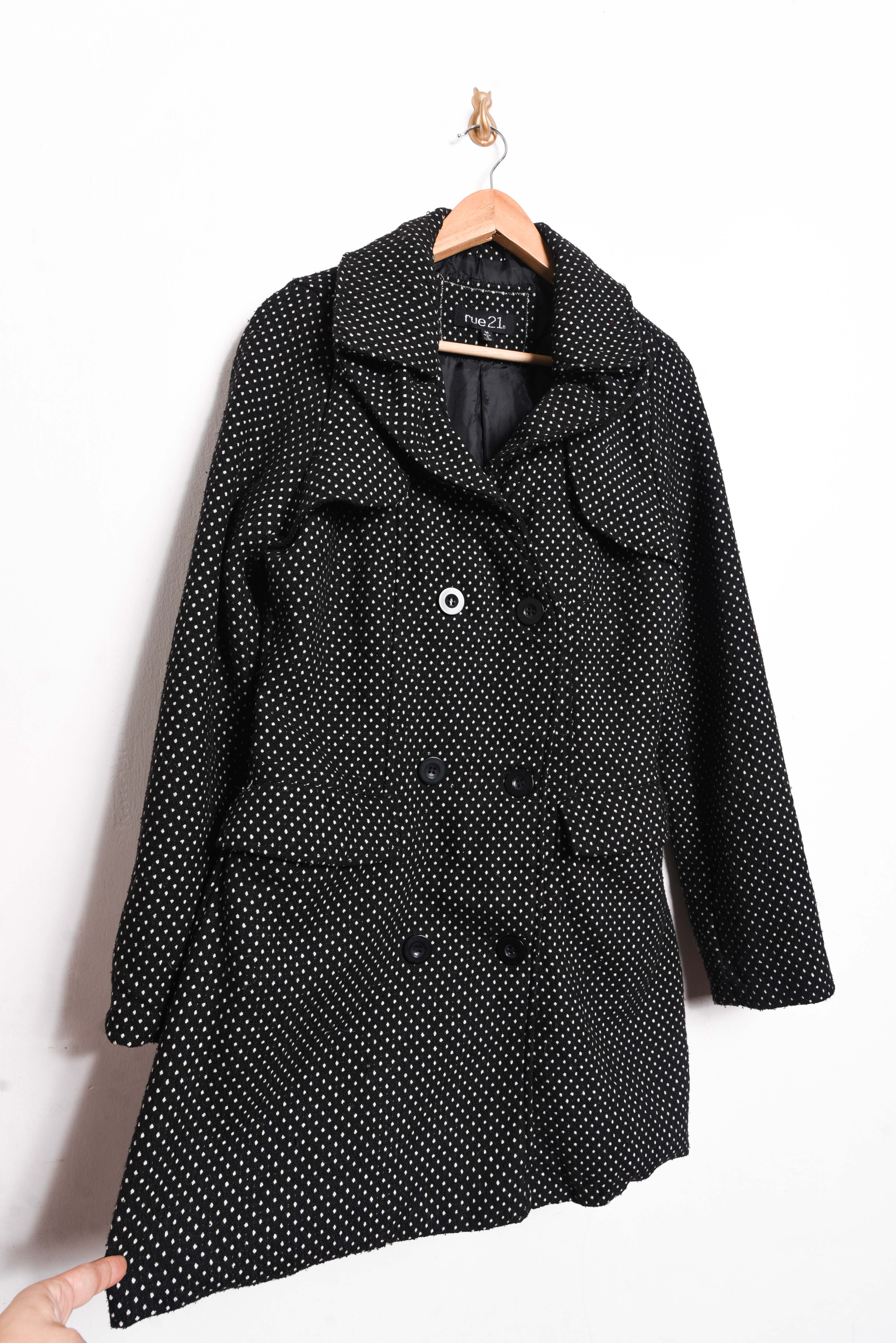 Abrigo negro polka dots