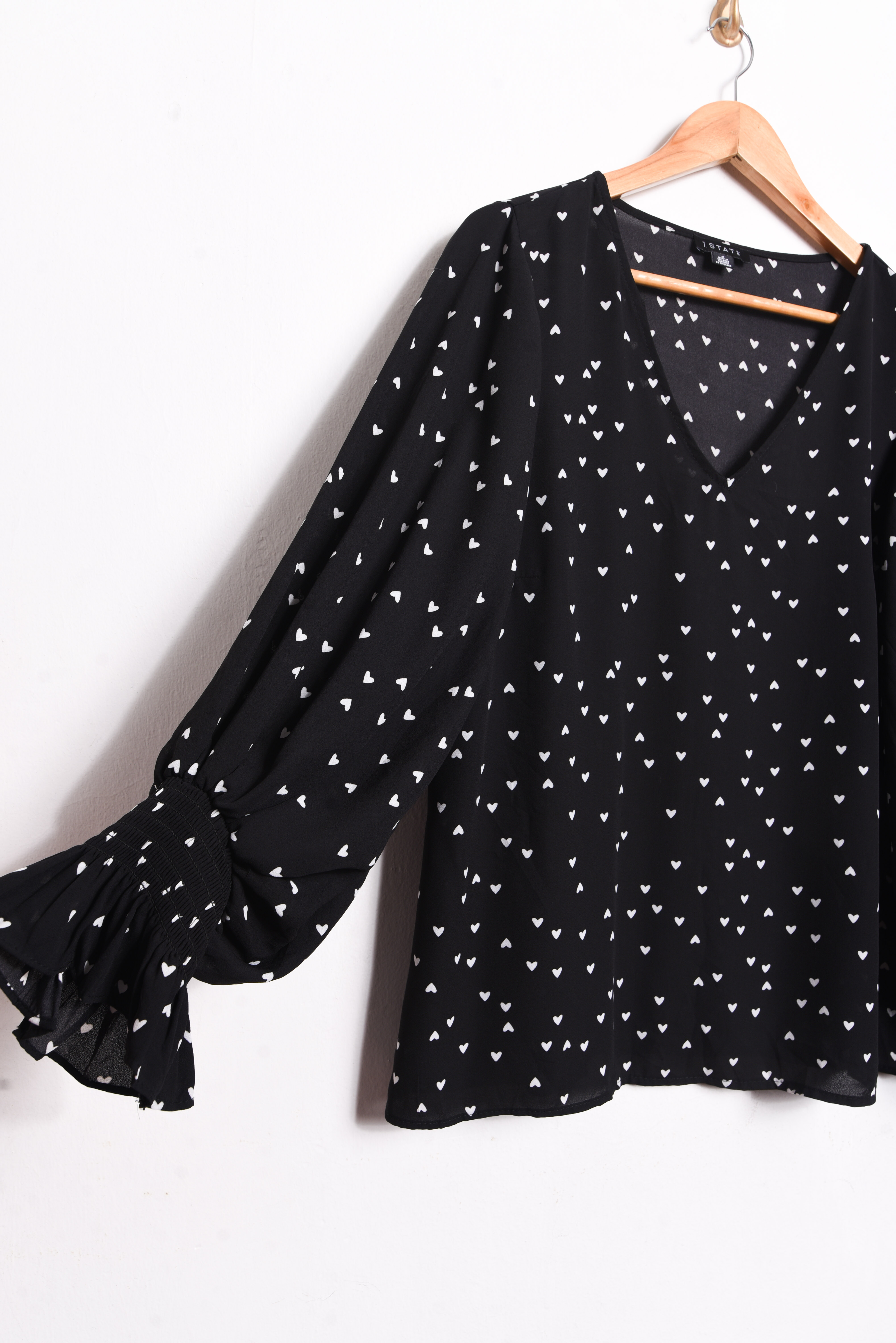 Blusa negra print corazones