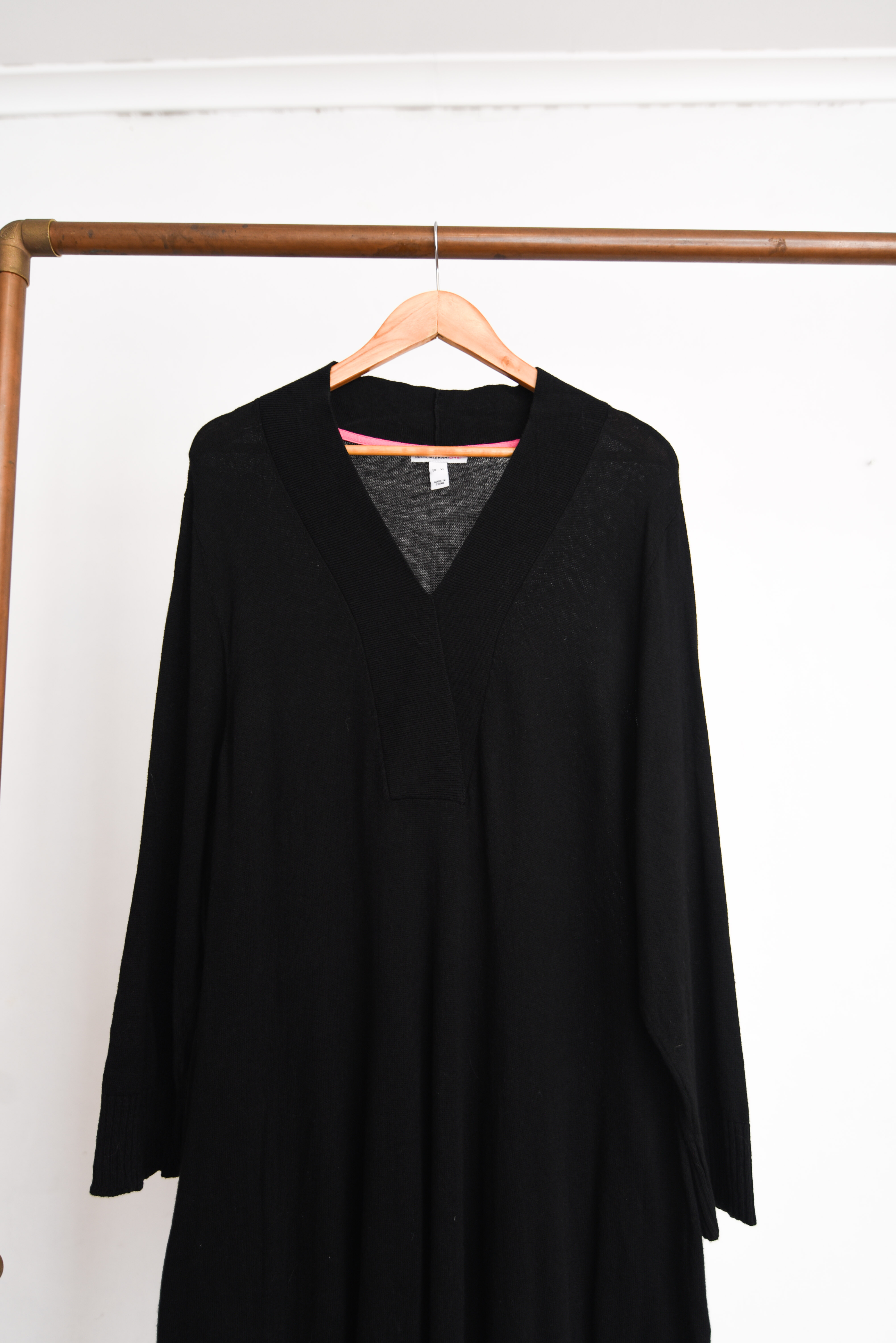 Vestido knit negro flecos