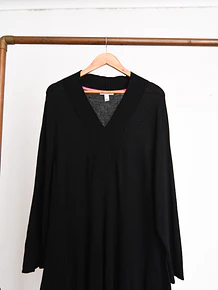 Vestido knit negro flecos