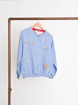 Polerón babyblue bordado