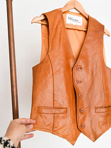 Vest cuero camel 70s