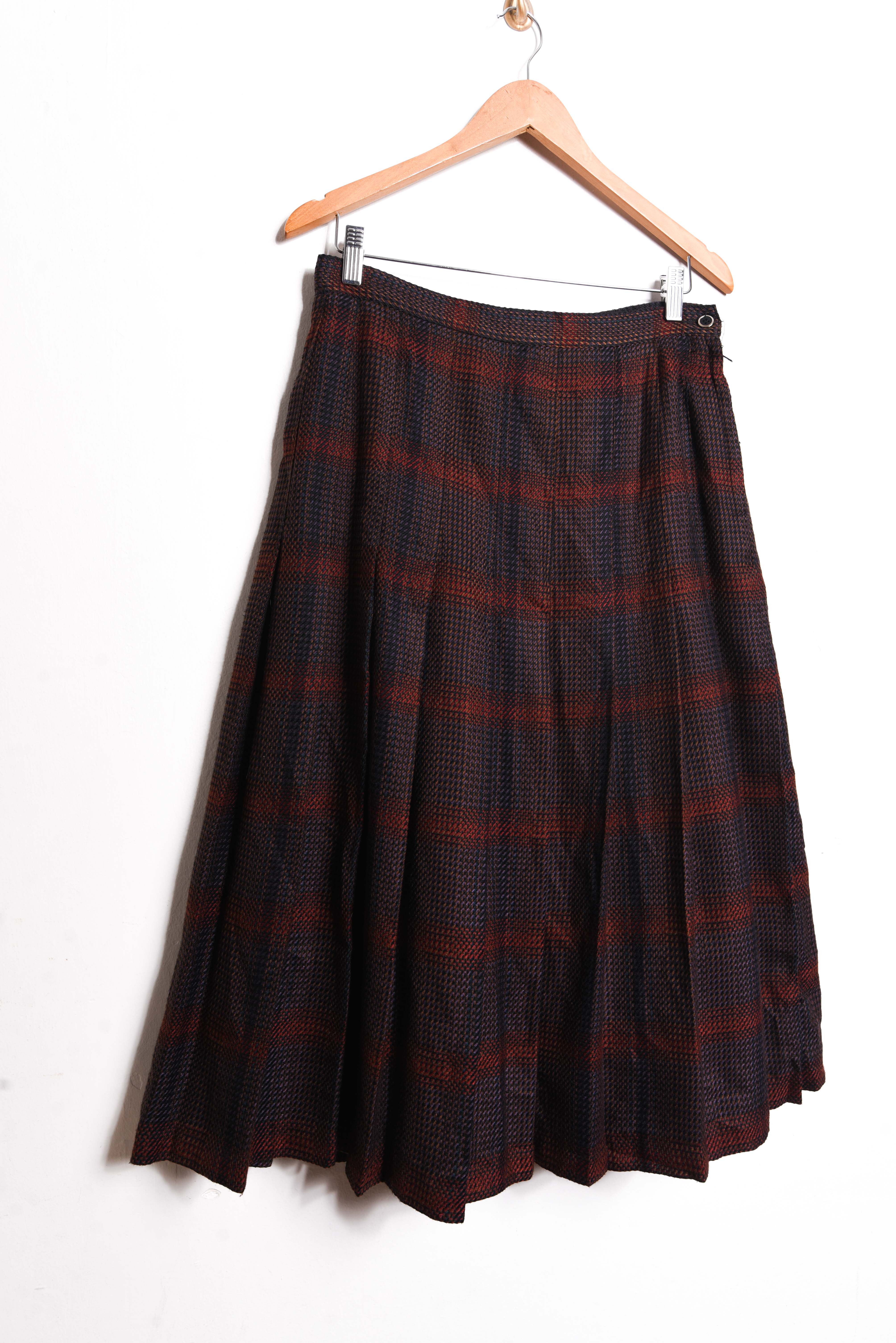 Falda vintage wool navy burdeo
