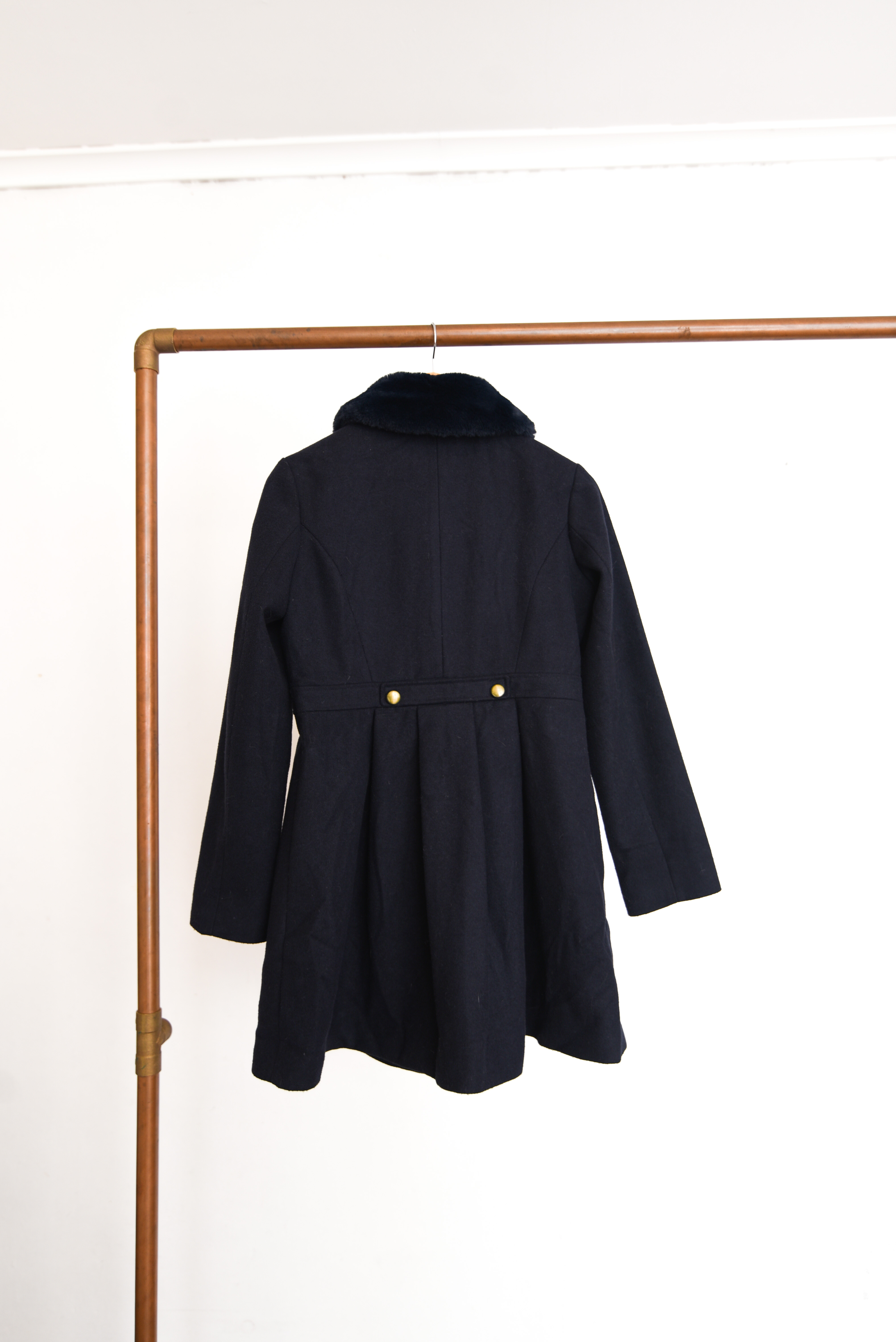 Abrigo navy cuello furry