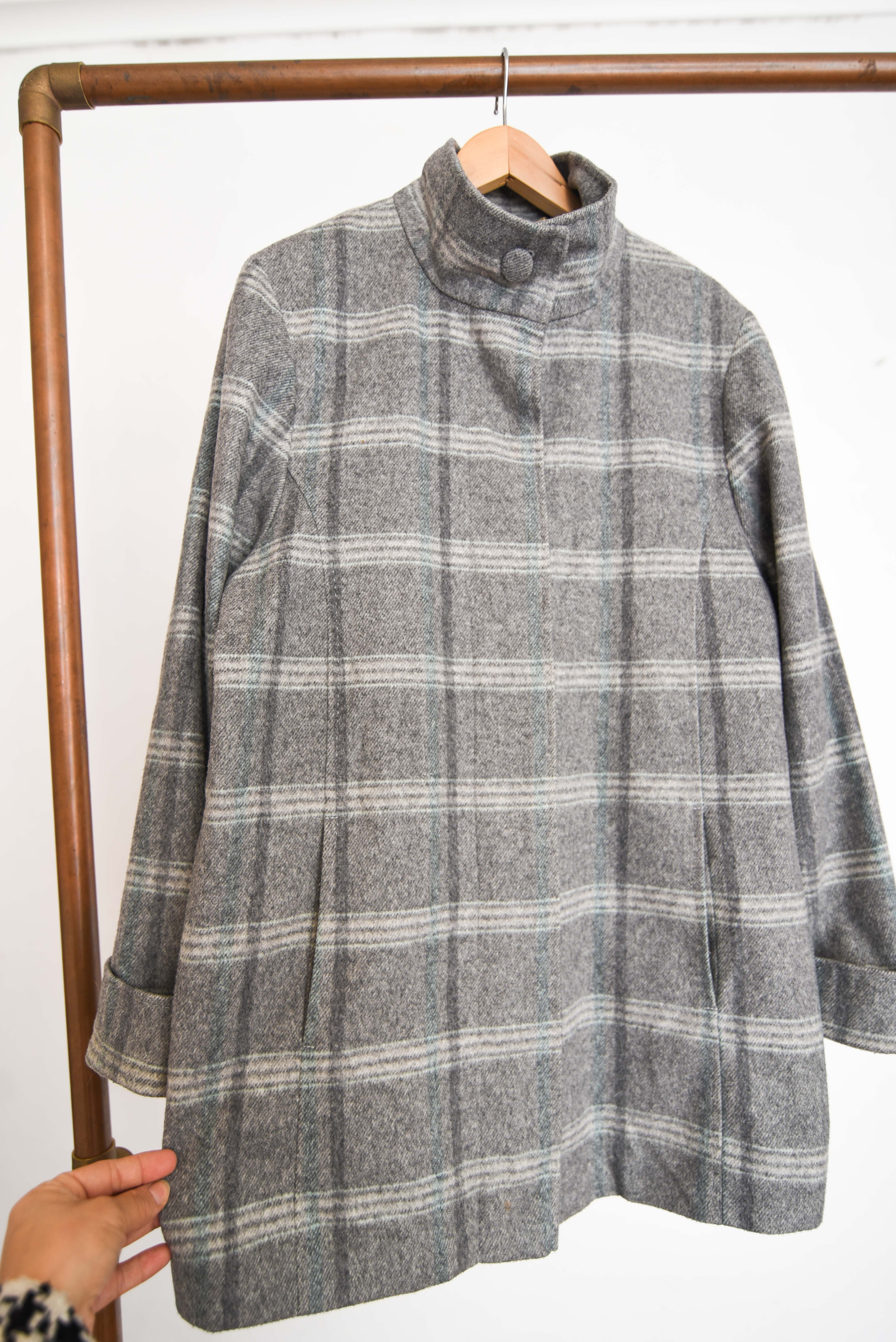 Abrigo gris tartán lana