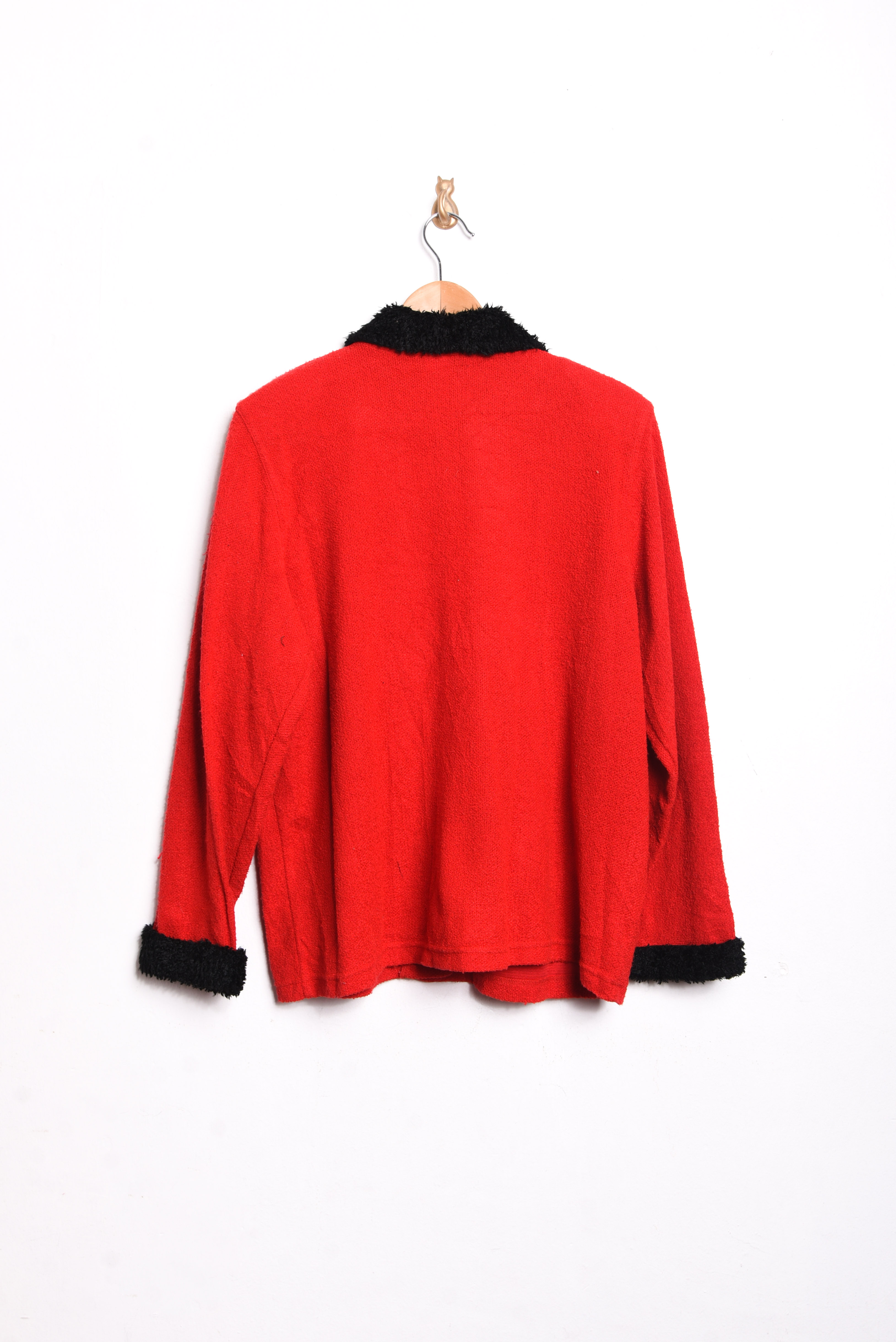 Cardigan rojo y negro furry