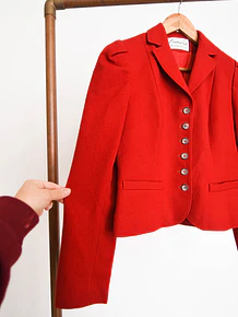 Chaqueta roja crop lana vintage