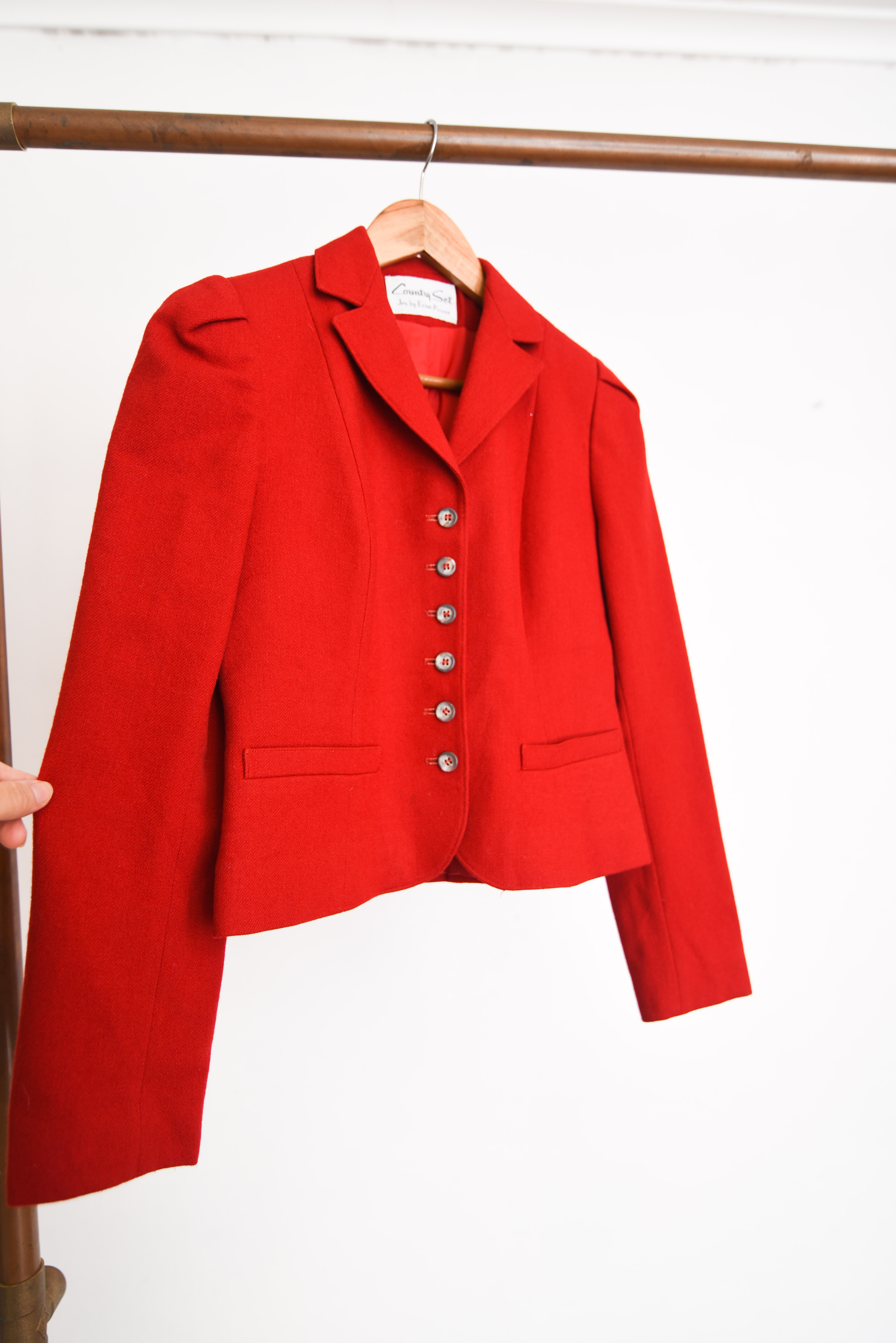 Chaqueta roja crop lana vintage