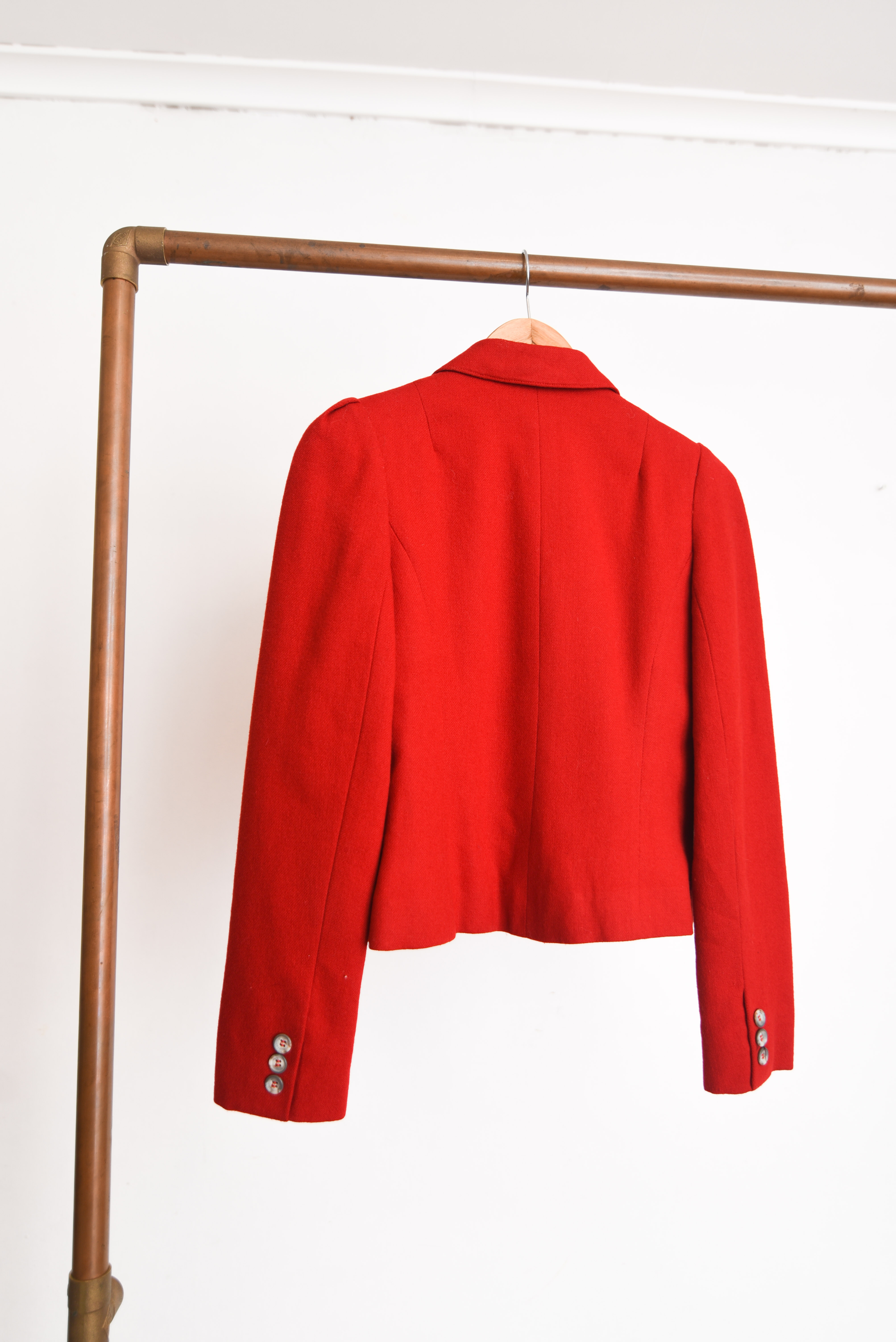 Chaqueta roja crop lana vintage