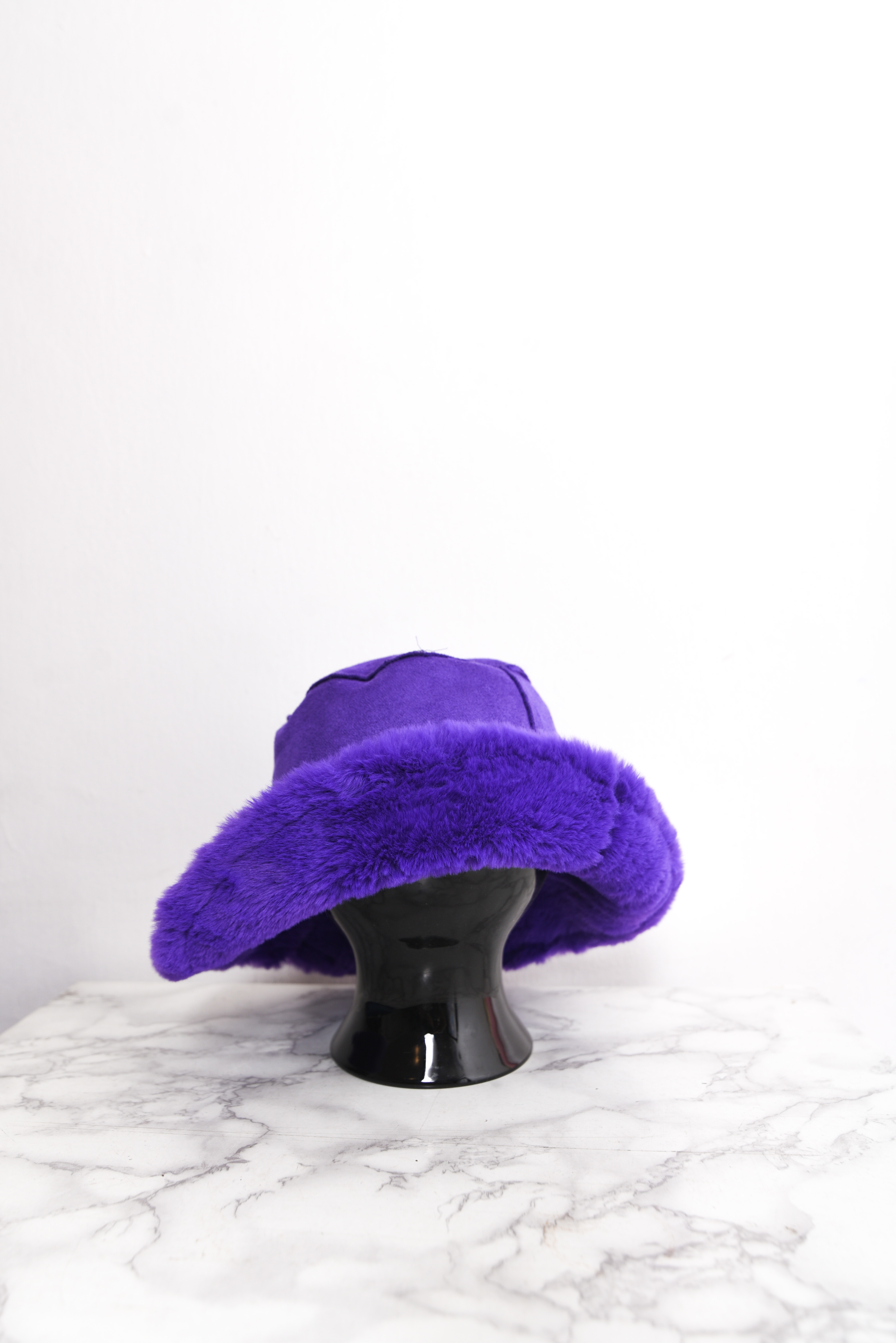 Bucket hat purple furry