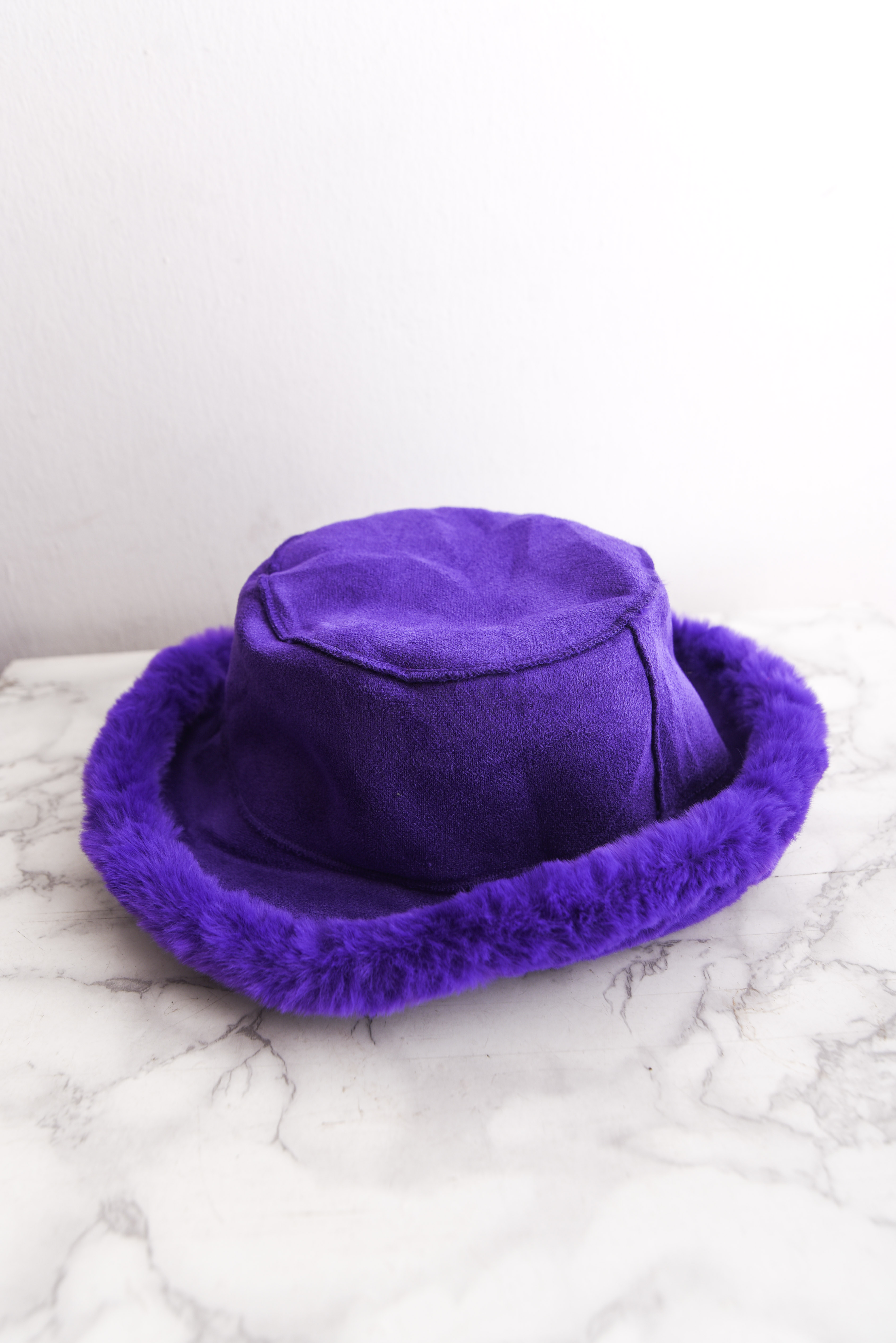 Bucket hat purple furry