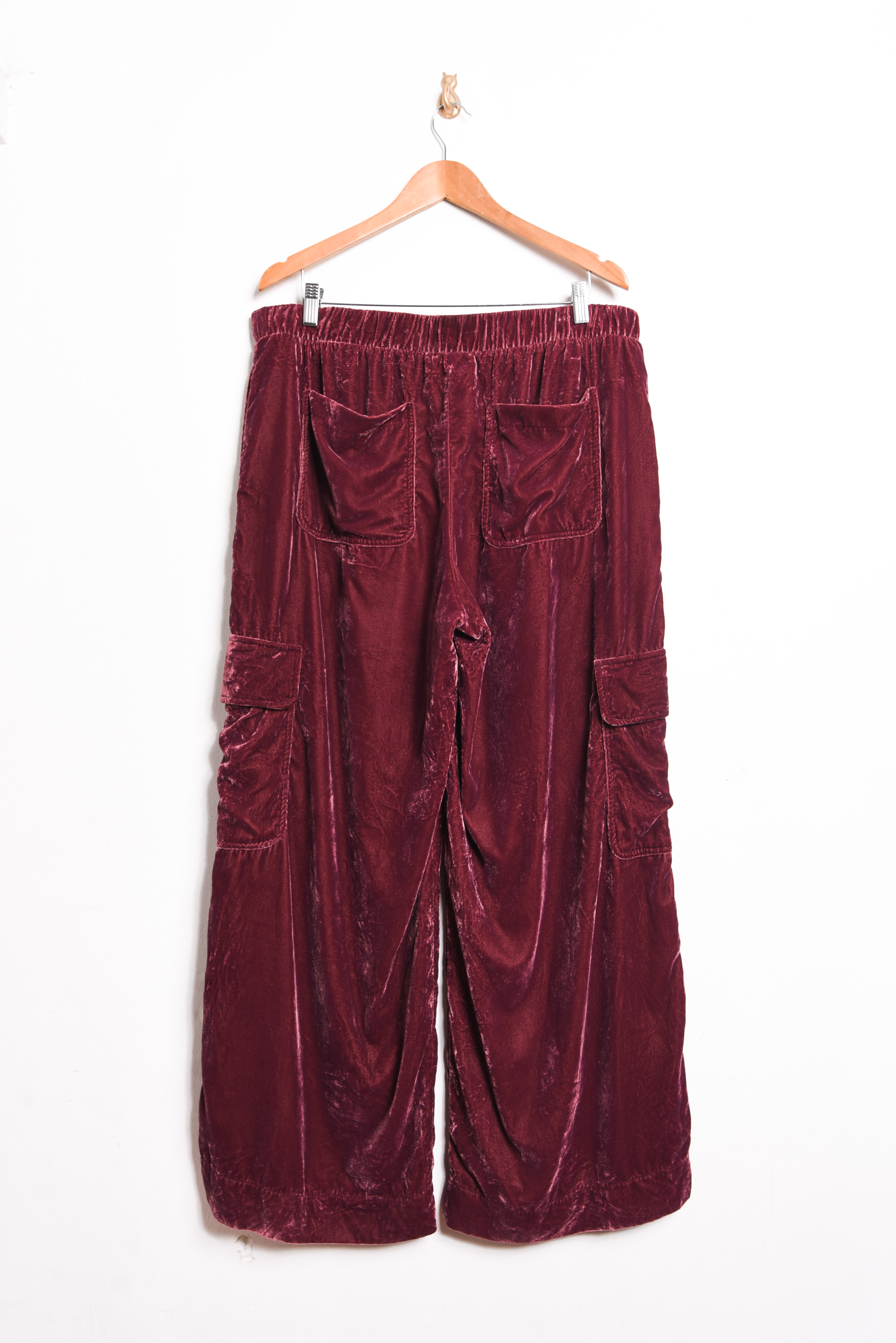 Pantalón velvet burdeo palazzo