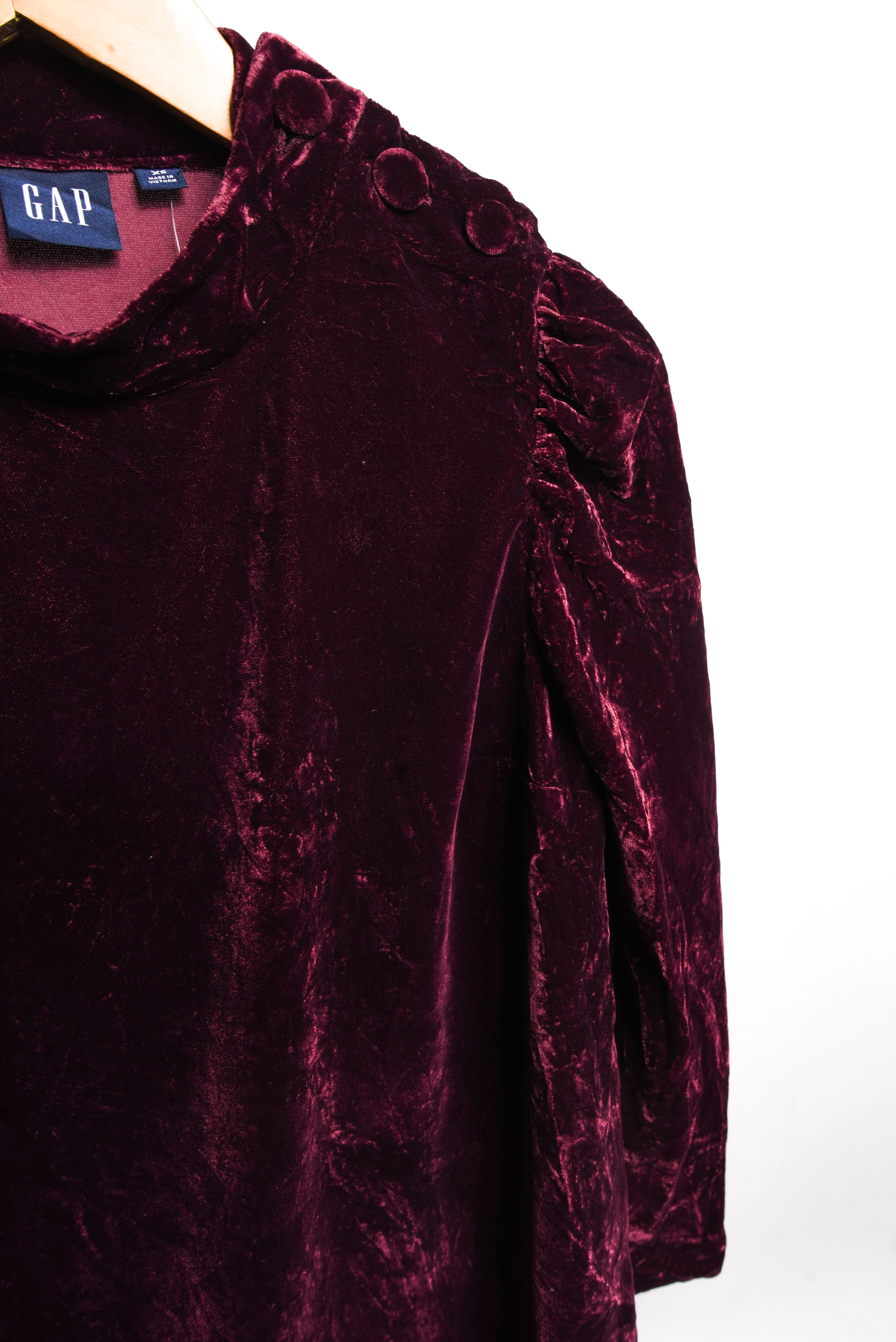 Vestido burdeo velvet botones