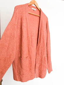 Cardigan tapado coral