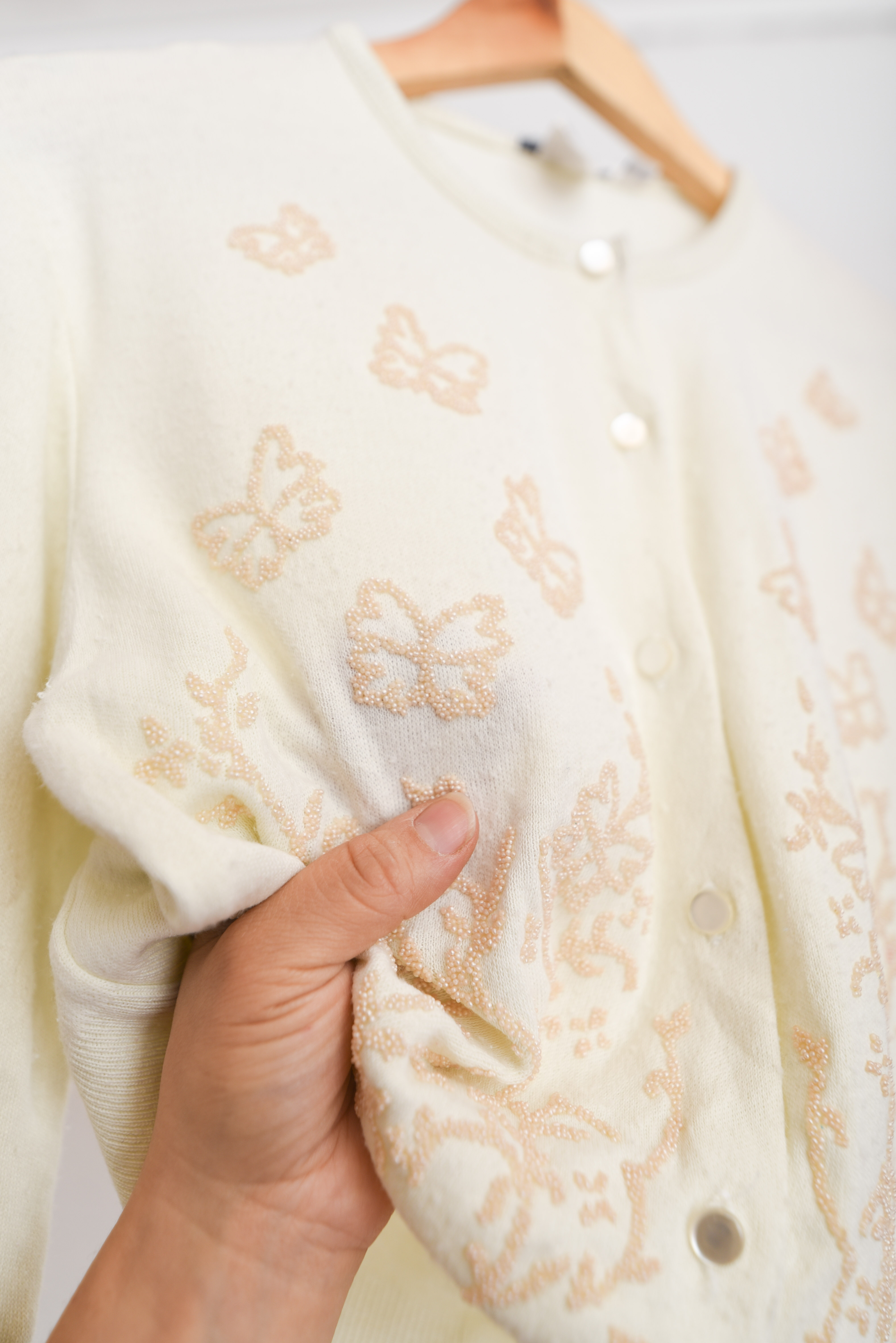 Cardigan marfil vintage bordado
