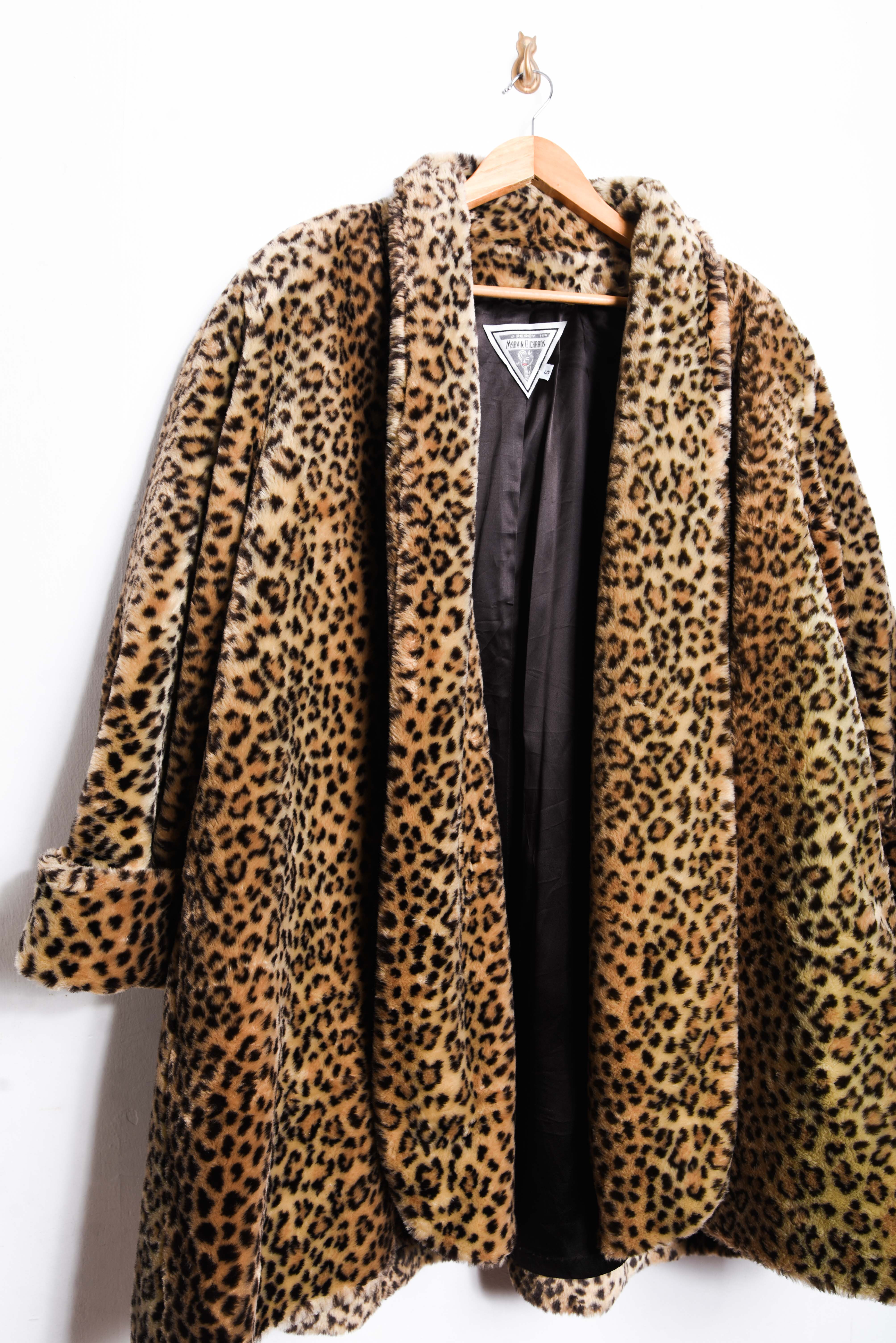 Abrigo faux fur animal print 80s by Vintage Cat